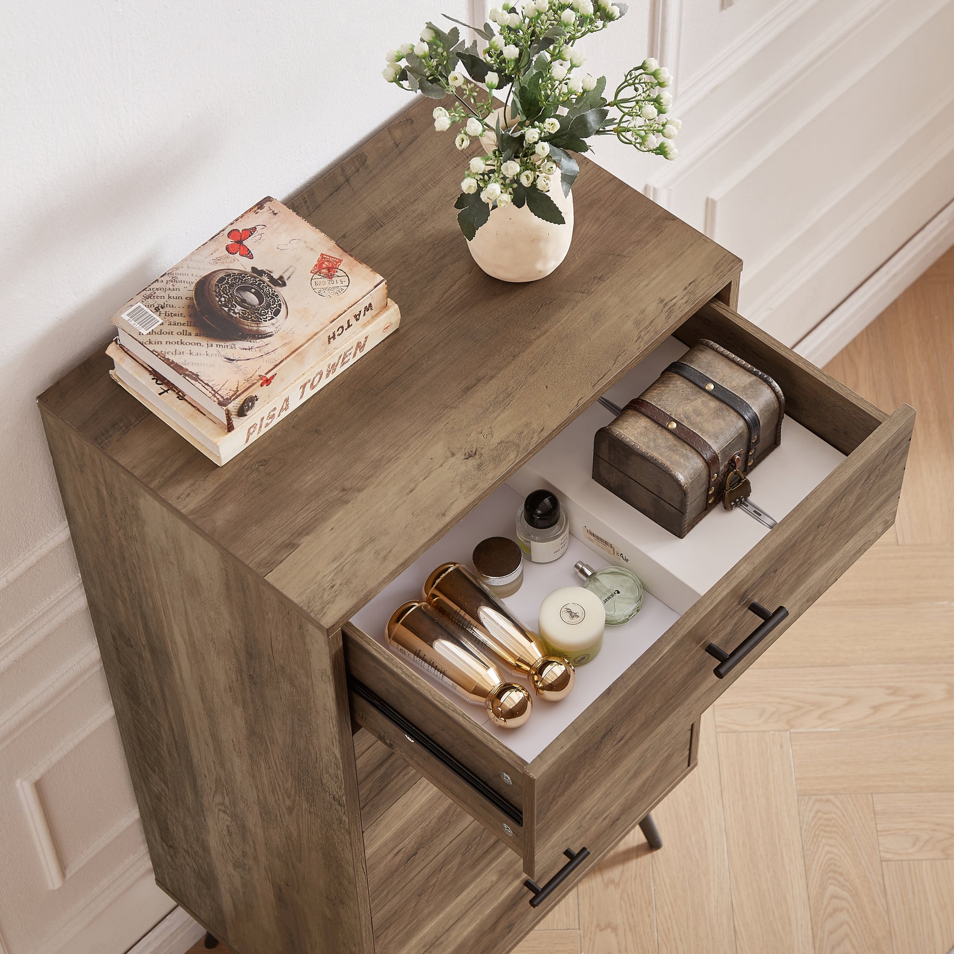 5 Drawer Chest Spacious And Stylish Chest Of Drawers, Dresser For Bedroom, Closet, Hallway, 23.6"W X 15.7"D X 48"H, Rustic Walnut Chest 5 Or More Drawers Walnut Brown Brown Bedroom Rustic,Vintage Particle Board