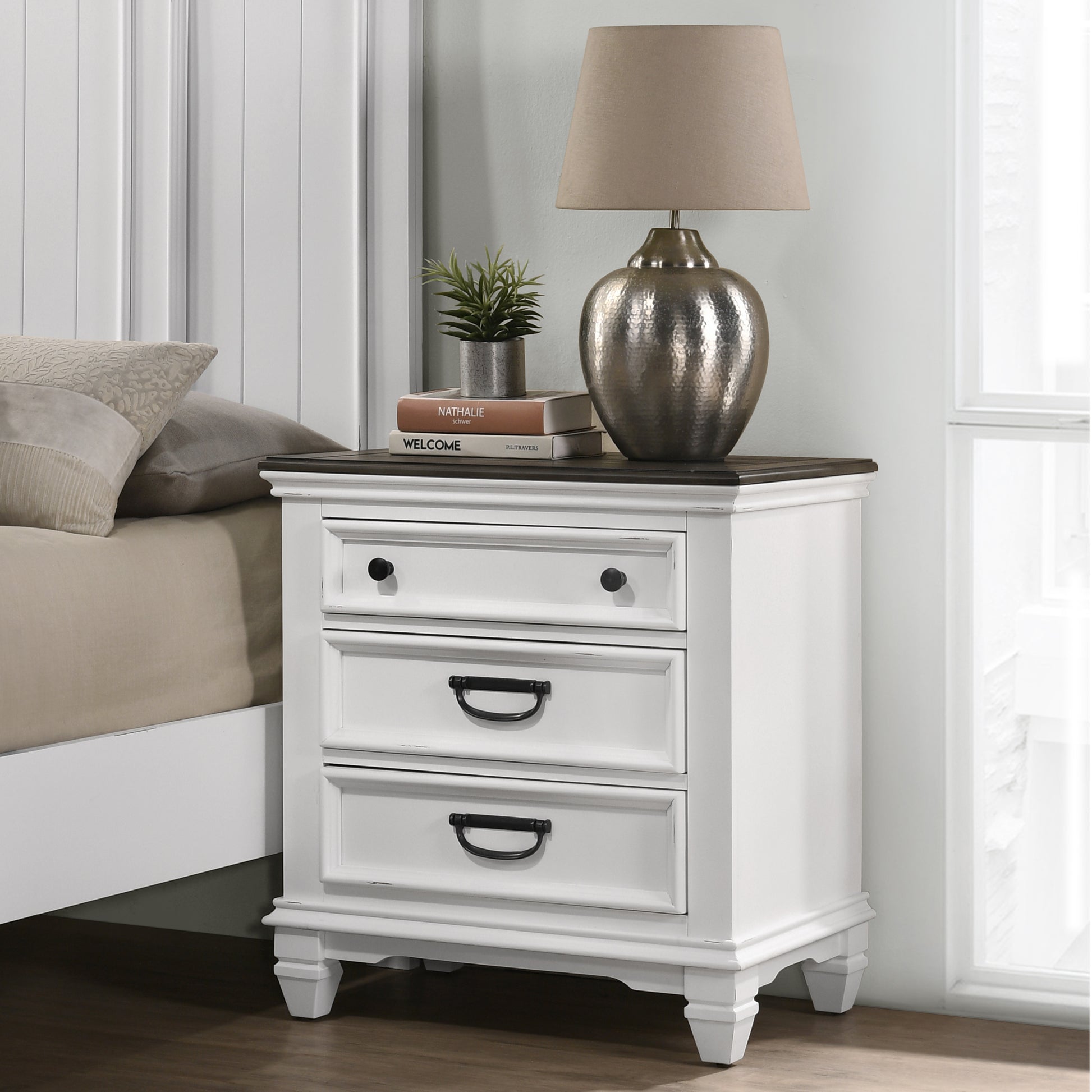 Clelane Wood 3 Drawer Nightstand, Weathered White And Gray White Gray White 3 Drawers Bedroom Drawer Storage Contemporary Dovetail Joints White Particle Board Partice Board Mdf Pine Wood