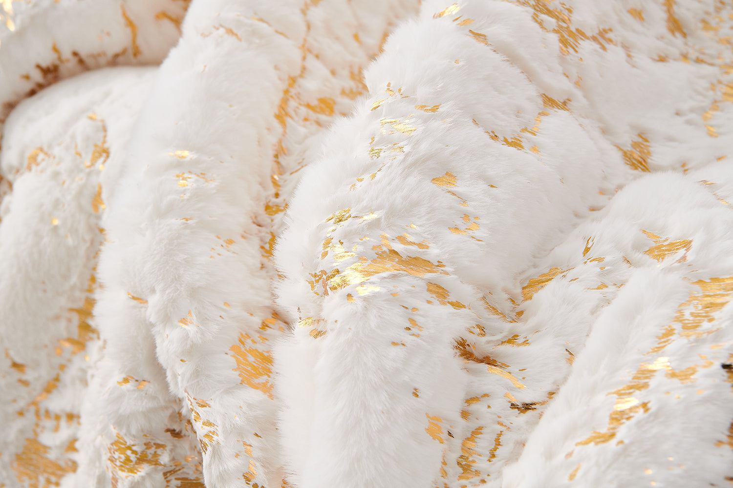 Luxury Chinchilla Faux Fur Gilded White Throw Blanket 60" X 80" White Gold Polyester