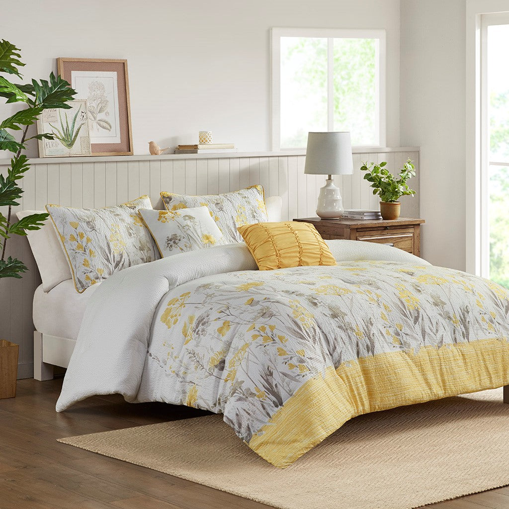5 Piece Seersucker Comforter Set With Throw Pillows Yellow King Cal King King Yellow Polyester