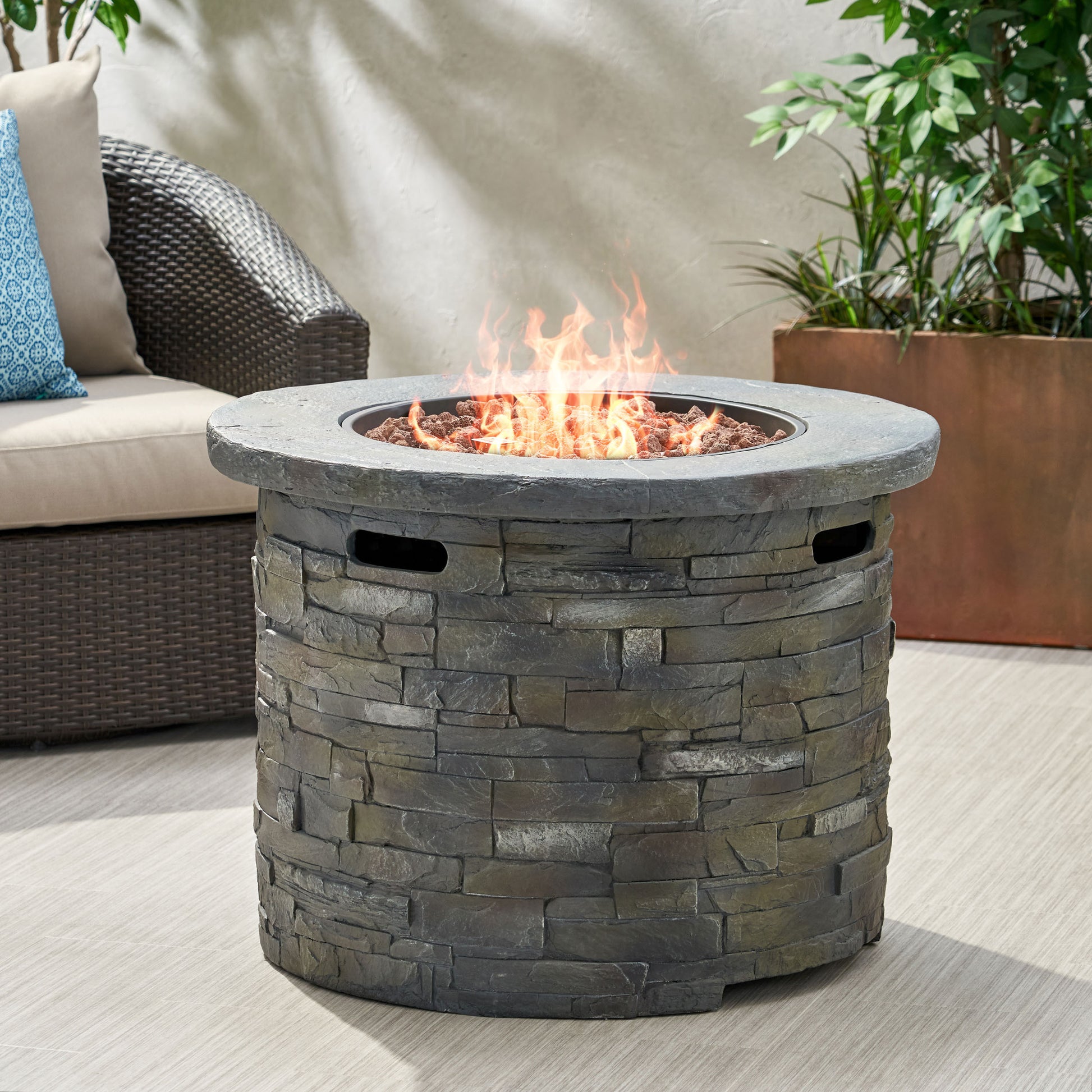 35" 40000 Btu Firepit Round Stone Gray Magnesium Oxide