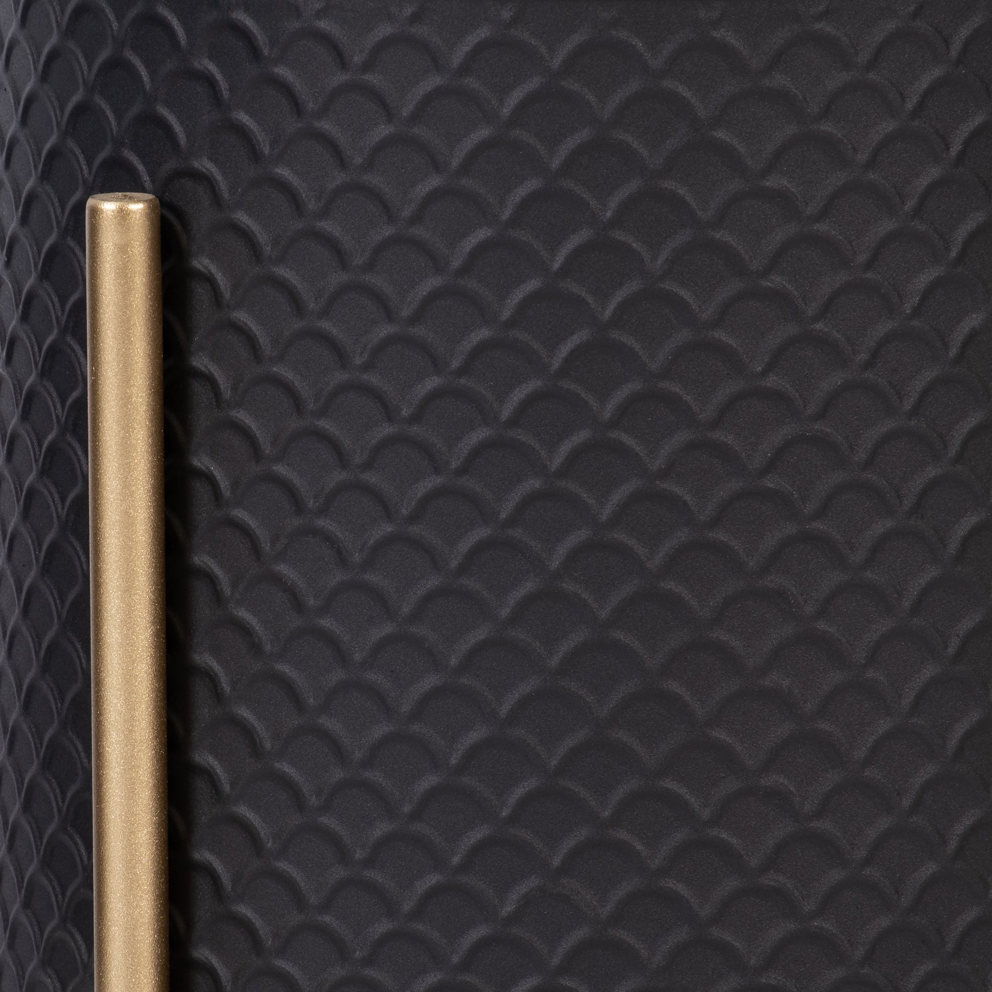 S 2 Scales Planter On Metal Stand, Blk Gld Black Iron