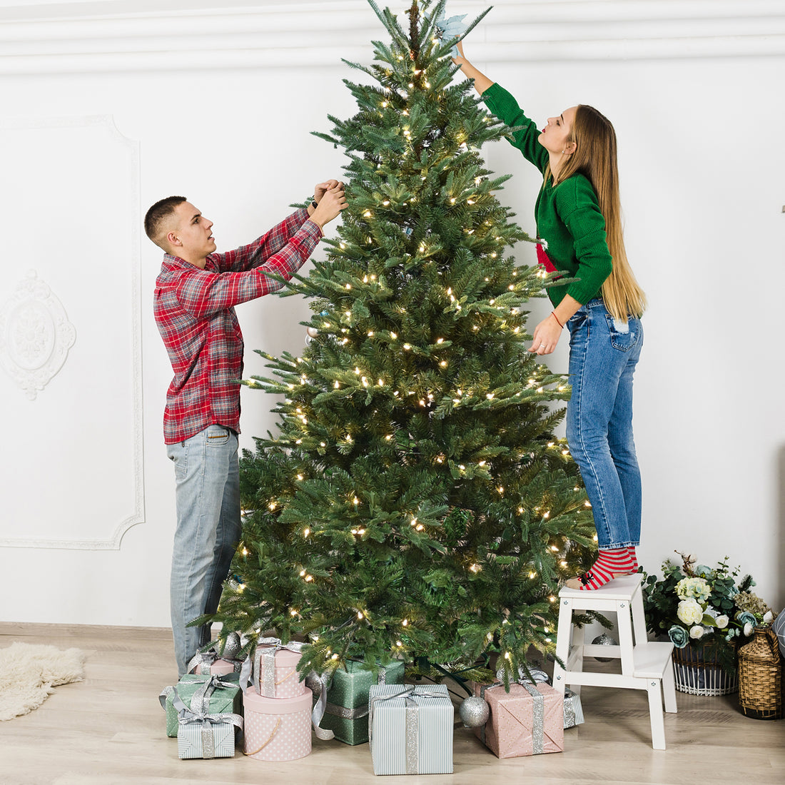 7Ft Christmas Tree Simulate Nature Advanced Materials Premium Hinged Spruce Artificial Douglas Firs Tree, Christmas Holiday Party Atmosphere Decoration Year Celebration Pe Pvc Xmas Tree Green