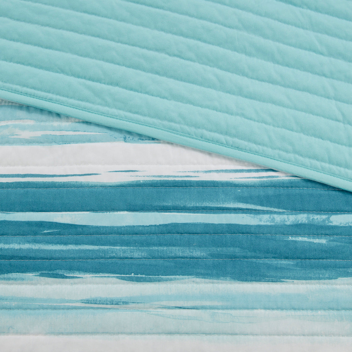 6 Piece Printed Quilt Set With Throw Pillows Aqua King Cal King King Aqua Cotton