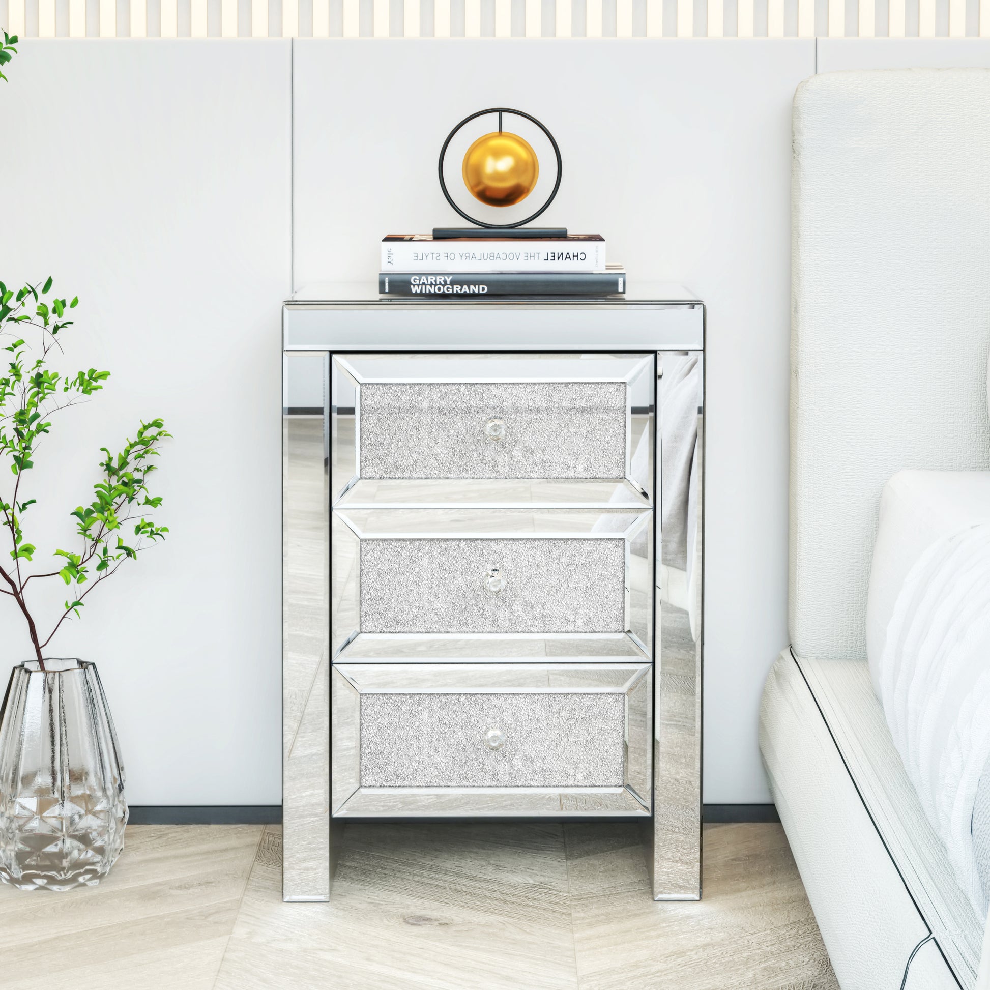 Mirrored Nightstand, Silver Bedside Tables, Mirrored End Table Side Table For Bedroom Living Room Silver Glass