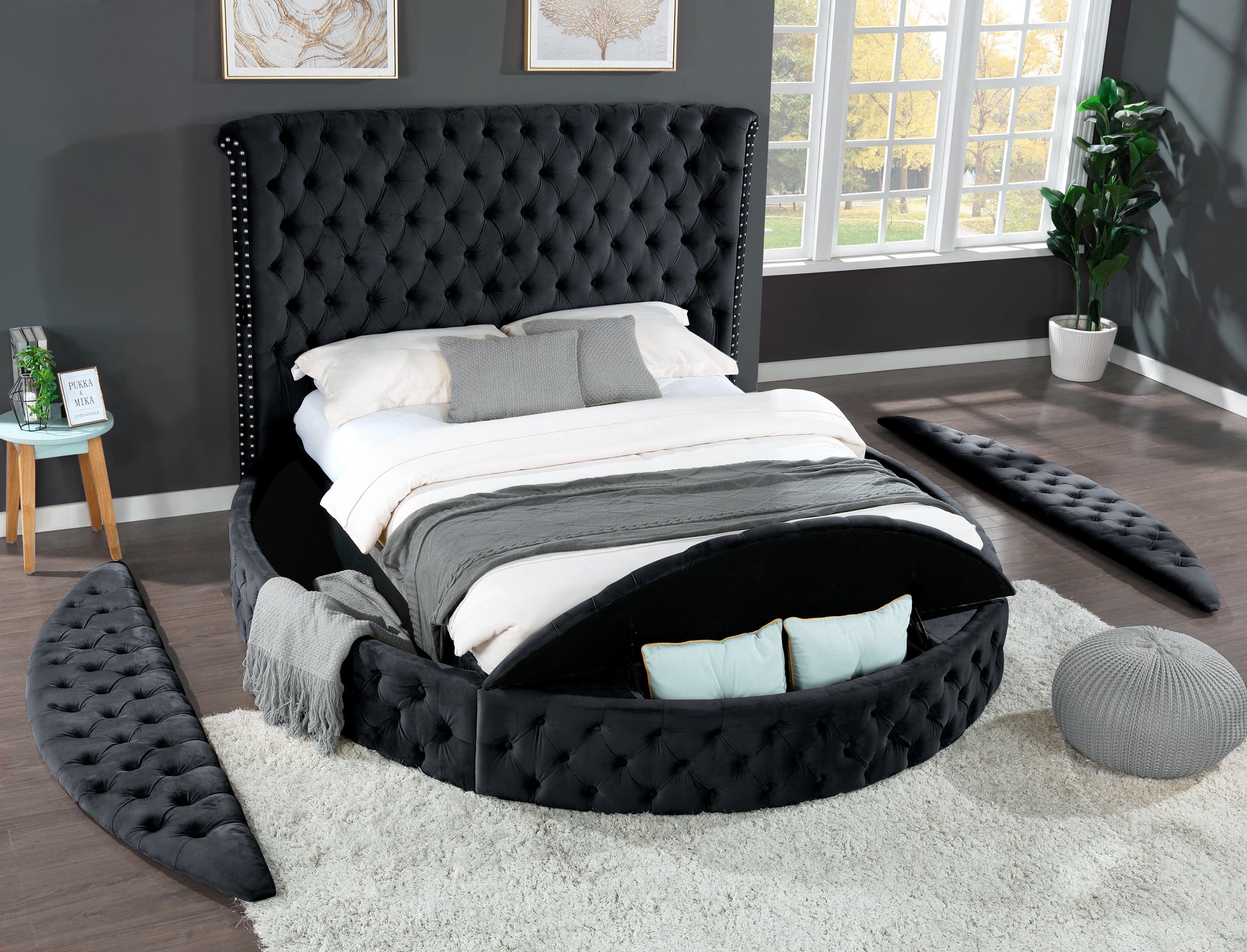 Queen 4 Pc Bedroom Set Made With Wood In Black Color Box Spring Not Required Queen Black Wood 4 Piece Set Bedroom Bed Included,Dresser Included,Mirror Included,Nightstand Included Contemporary,Modern Upholstered Velvet Tufted Wood