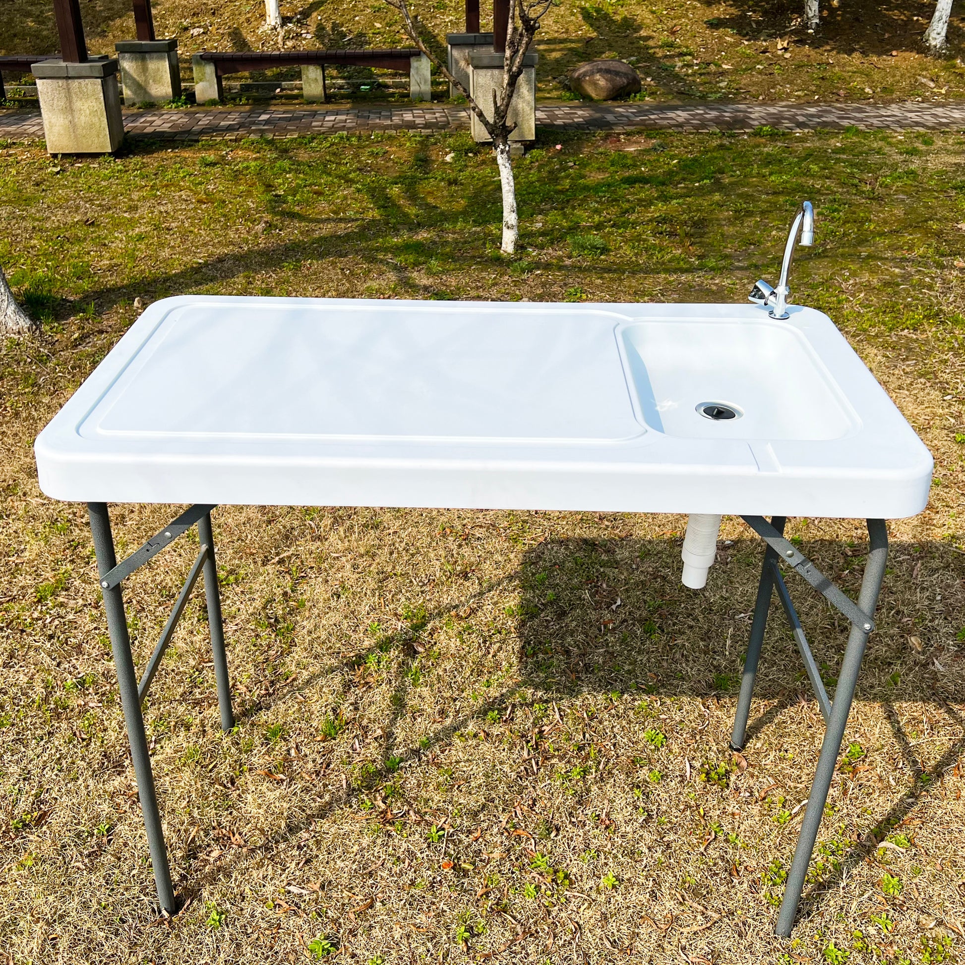 Outdoor Fish And Game Cutting Cleaning Table W Sink And Faucet Off White Hdpe