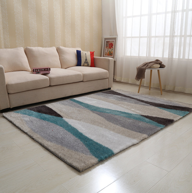 "Aria Collection" Soft Pile Hand Tufted Shag Area Rug Grey Polyester