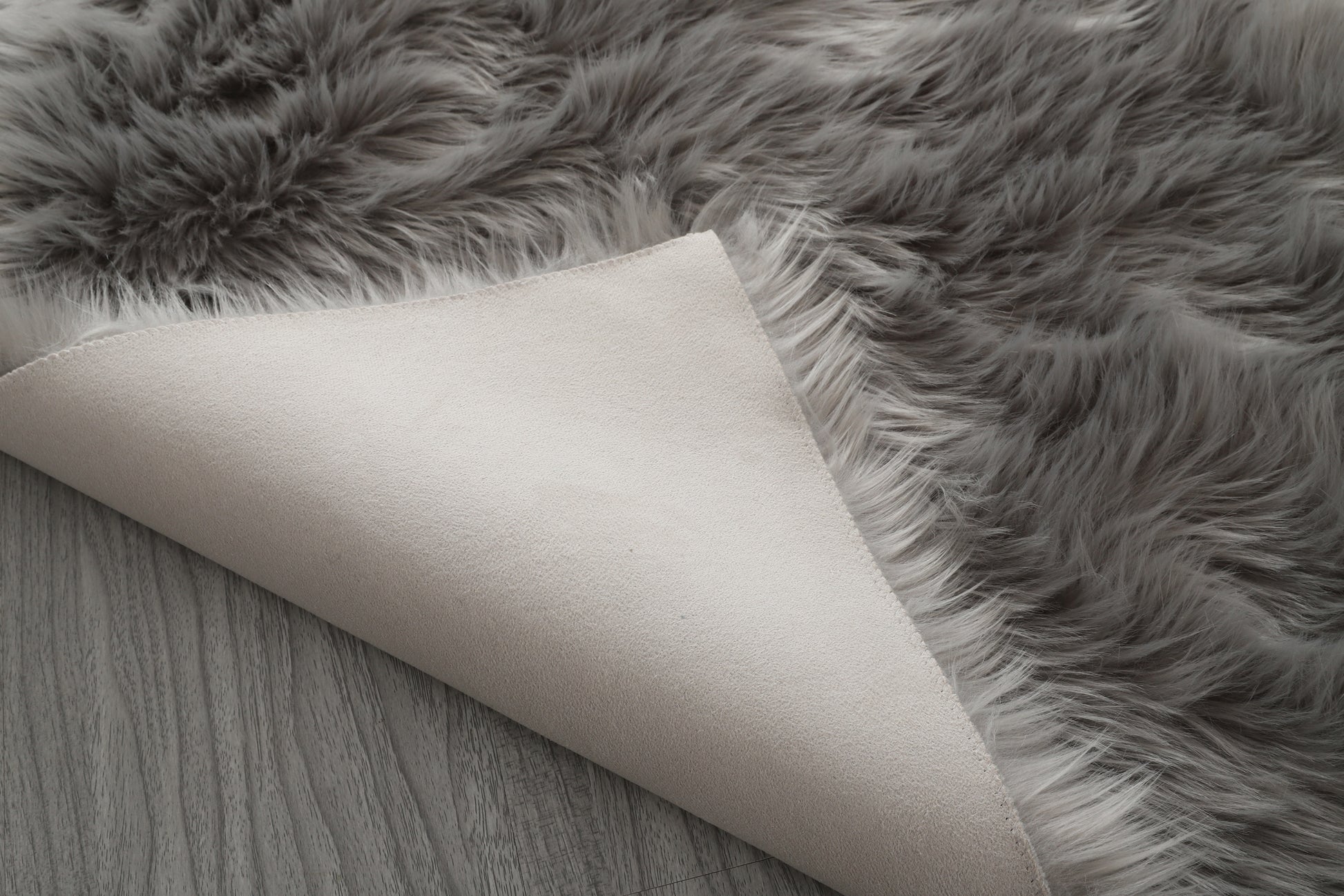 "Cozy Collection" Ultra Soft Fluffy Faux Fur Sheepskin Area Rug Light Grey Polyester