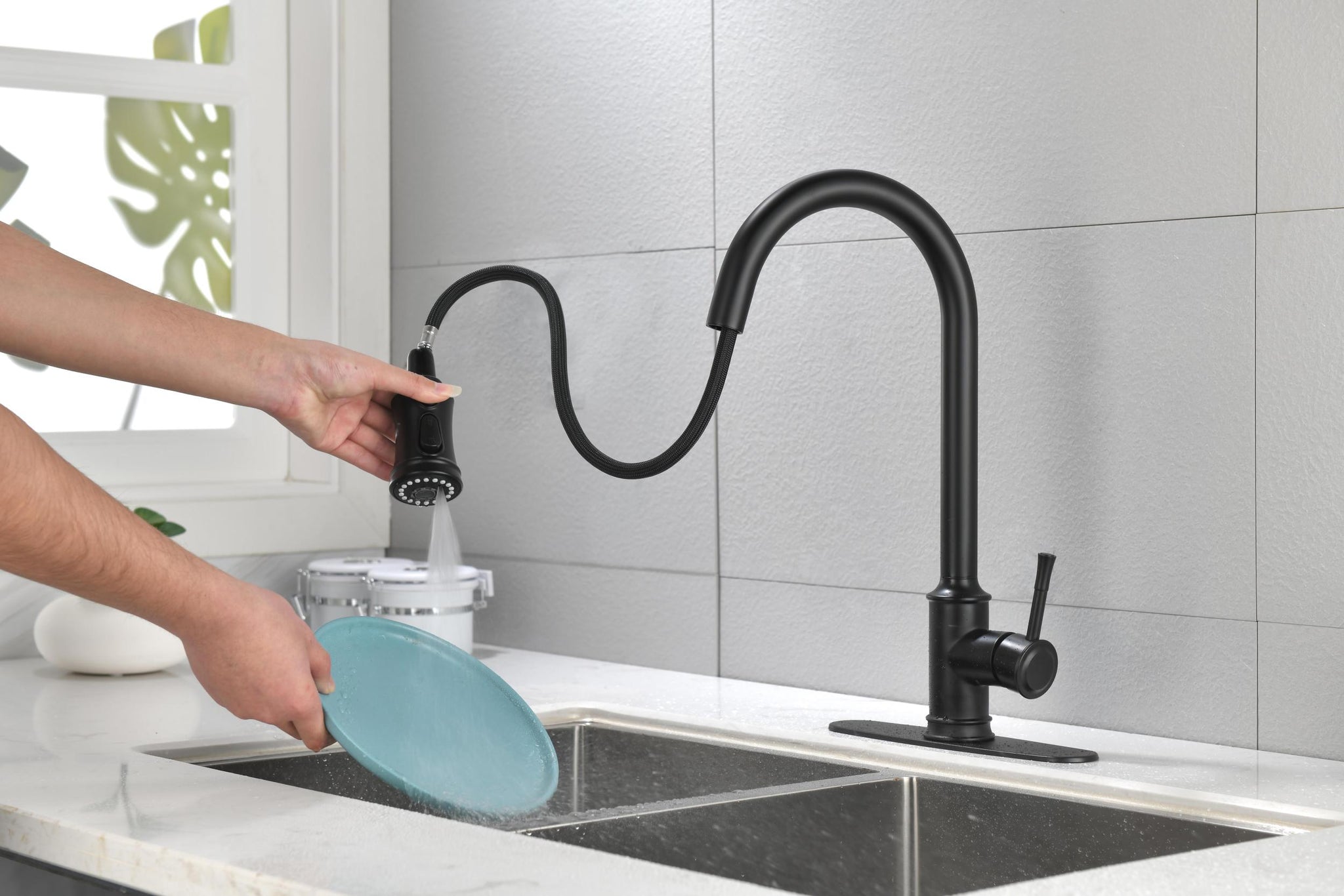 Touch Kitchen Faucet with Pull Down Sprayer matte black-stainless steel