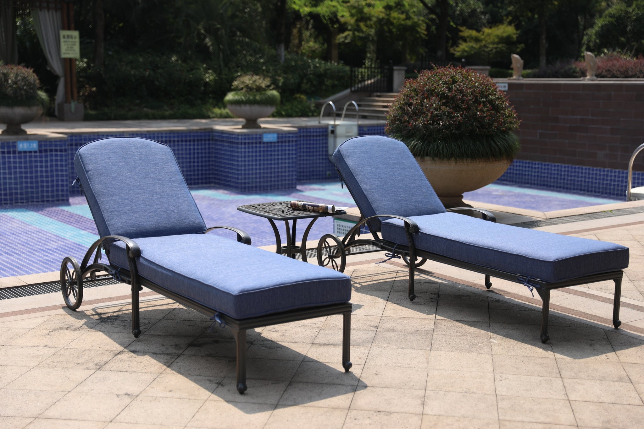 87" Long Reclining Chaise Lounge Set With Cushion And Table Gray Navy Polyester Aluminum