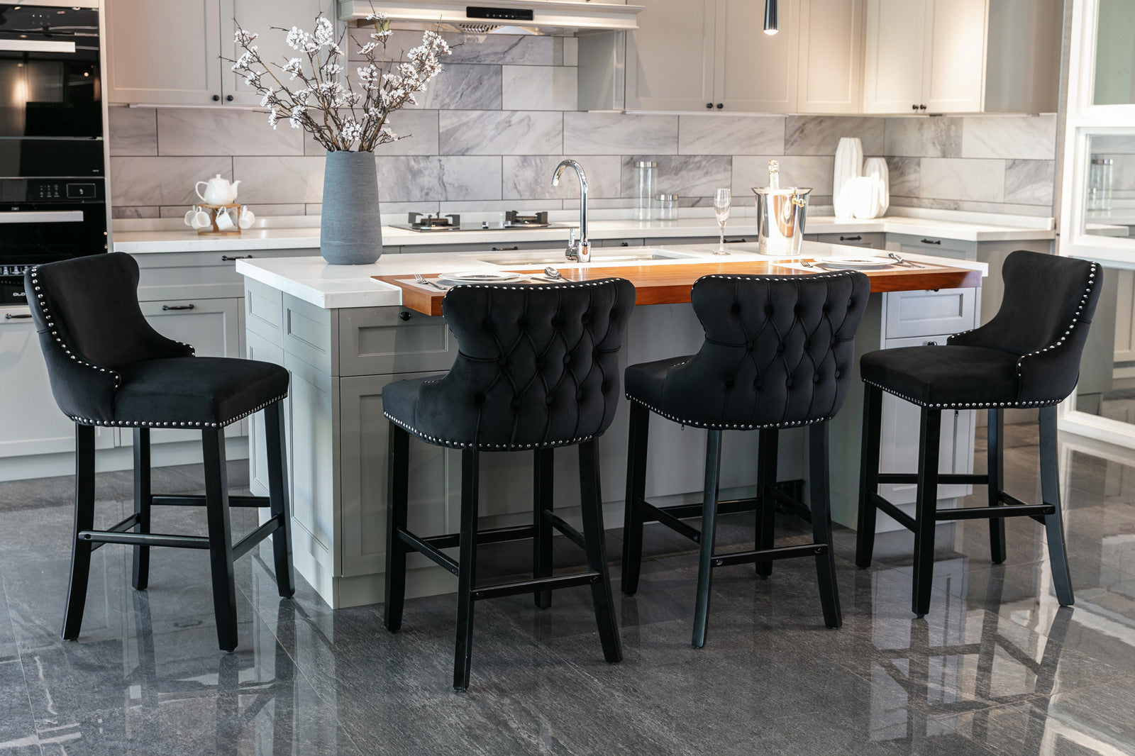 Contemporary Velvet Upholstered Wing Back Barstools With Button Tufted Decoration And Wooden Legs, And Chrome Trim, Leisure Style Bar Chairs,Bar Stools,Set Of 4 Black ,Sw1824Bkx2 Cartons Black Dining Room American Design Foam Velvet