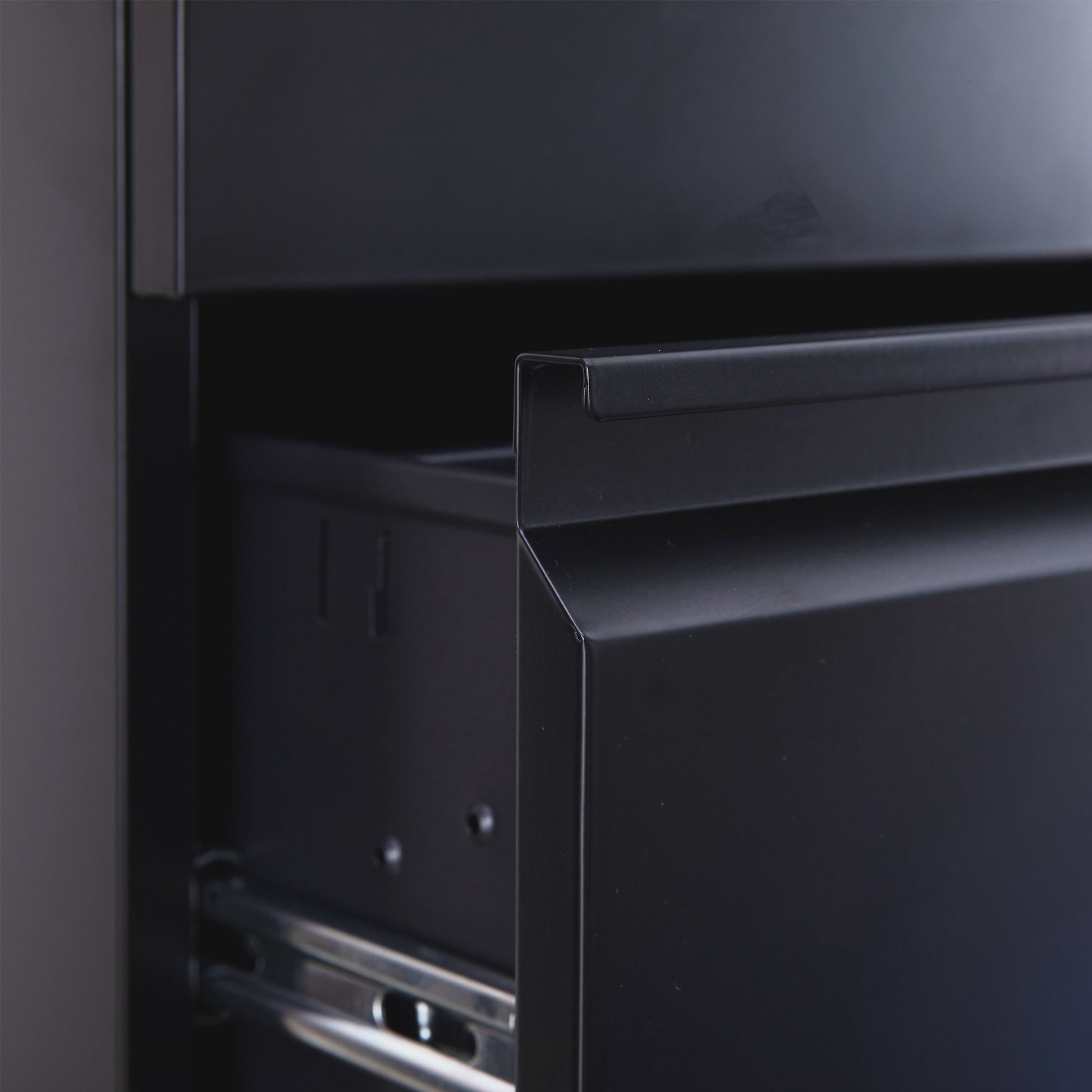 3 Drawer File Cabinet with Lock, Steel Mobile Filing black-metal
