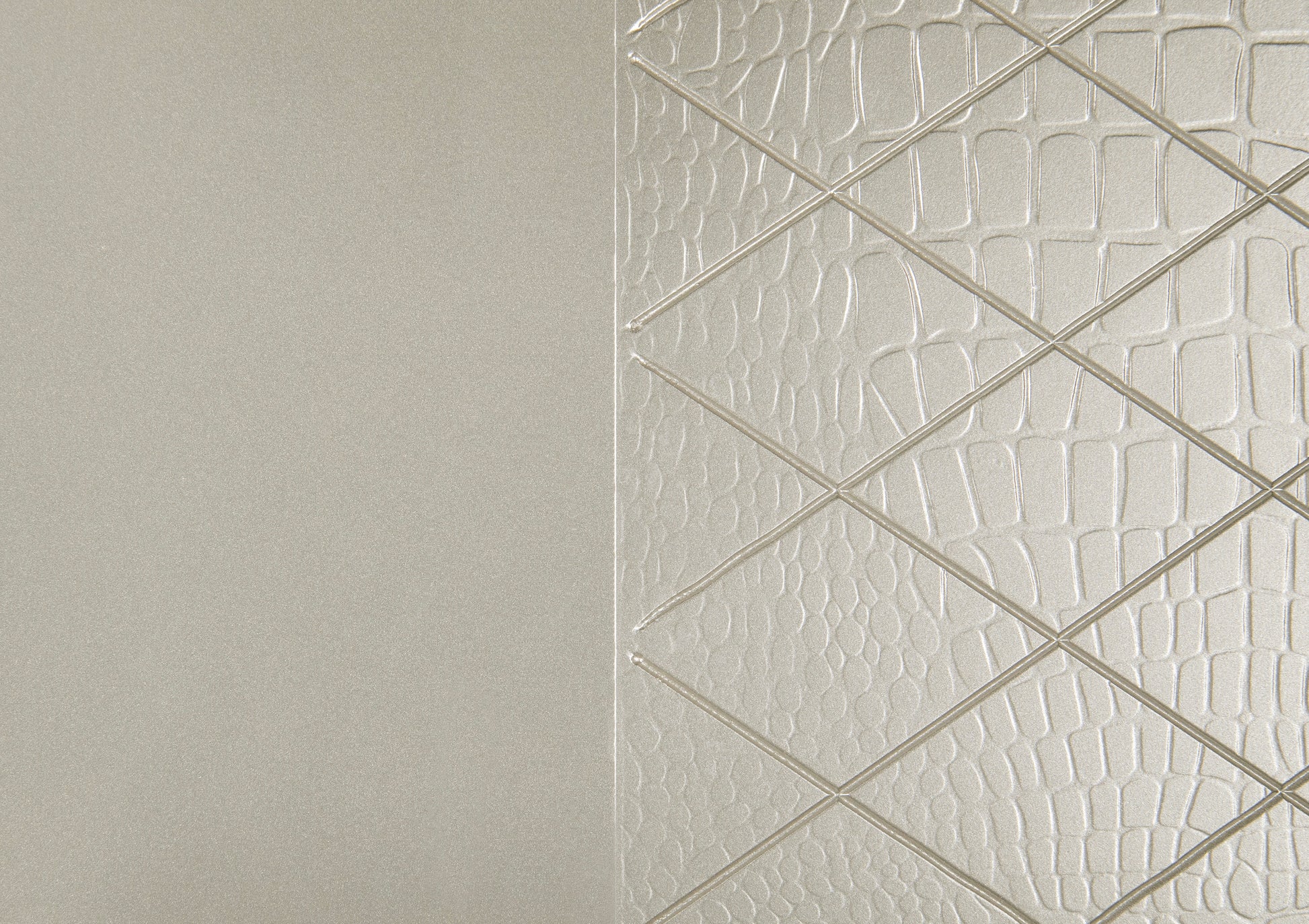 Luxury Champagne Finish Dresser Of 6 Drawers 1Pc Glamorous Crystal Diamond Pattern Knobs Stylish Bedroom Furniture Champagne 5 Drawers & Above Bedroom Ball Bearing Glides Glam,Modern Wood