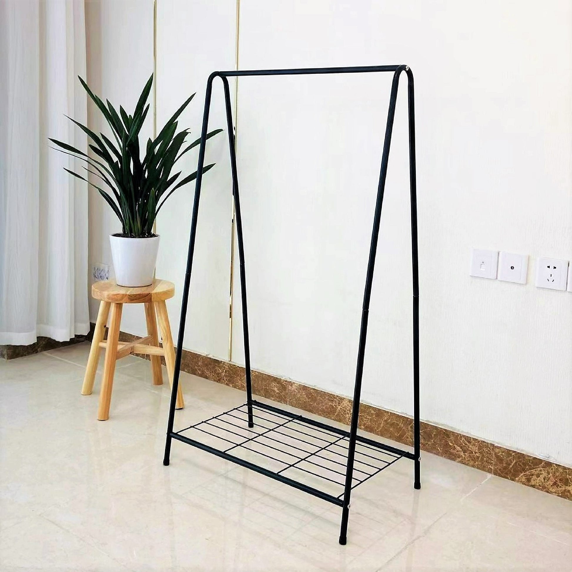 Store Level 1 Ladder To Secure Hangers Black Iron
