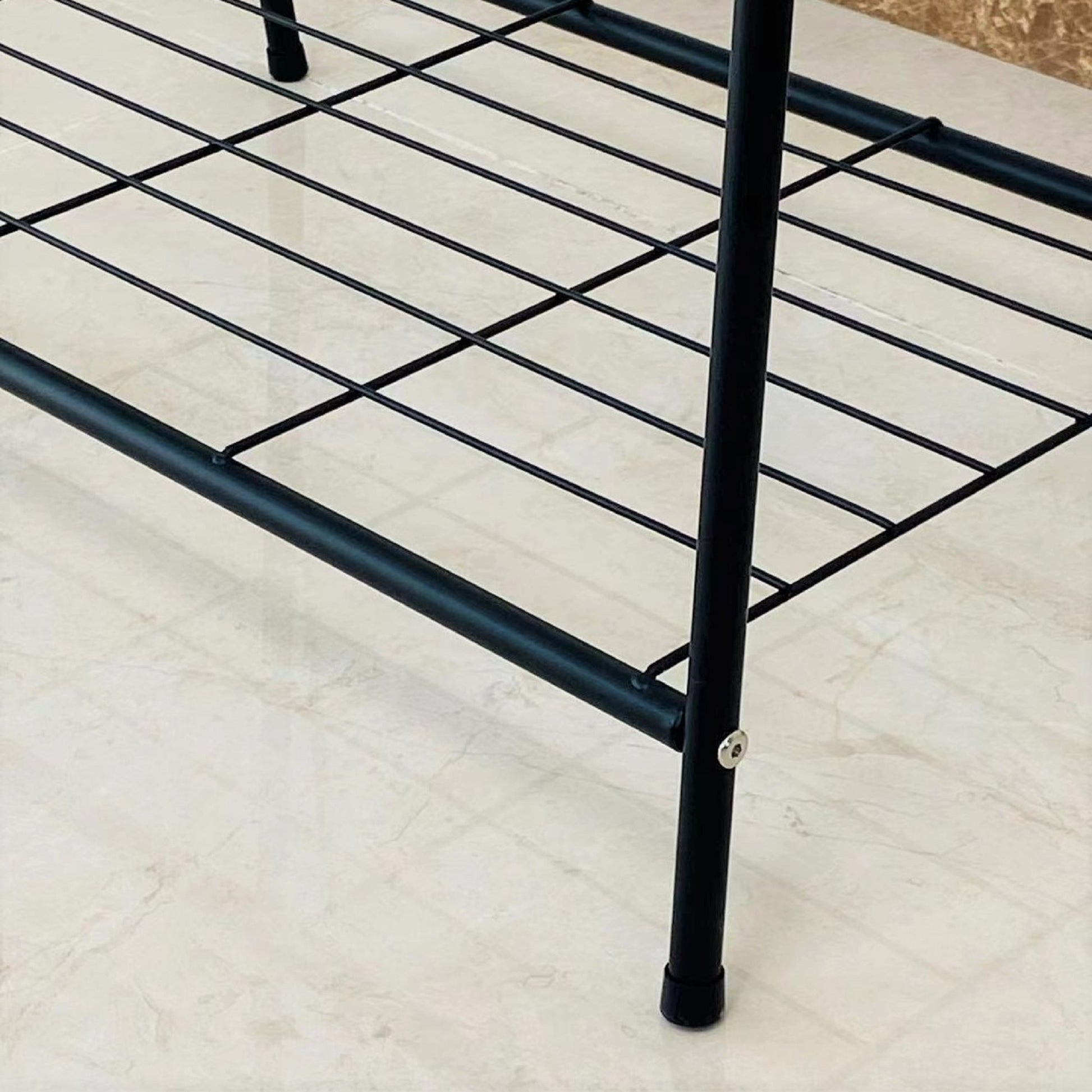 Store Level 1 Ladder To Secure Hangers Black Iron