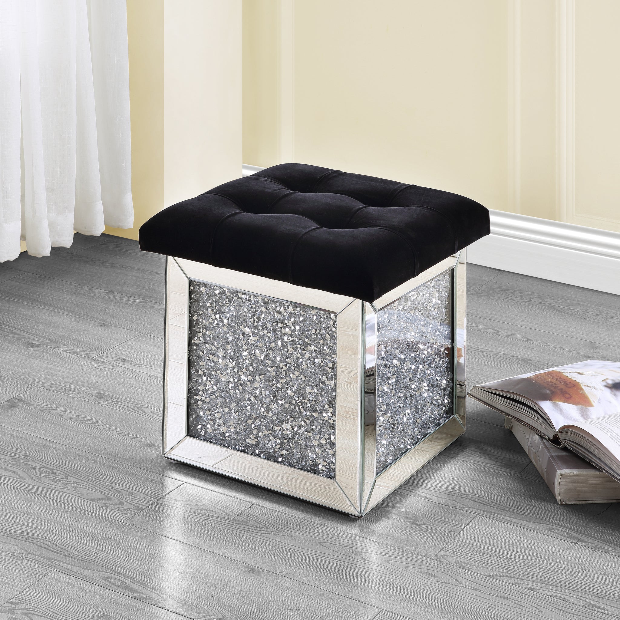 Noralie Ottoman W Storage Mirrored & Faux Diamonds Ac00530 Silver Glass