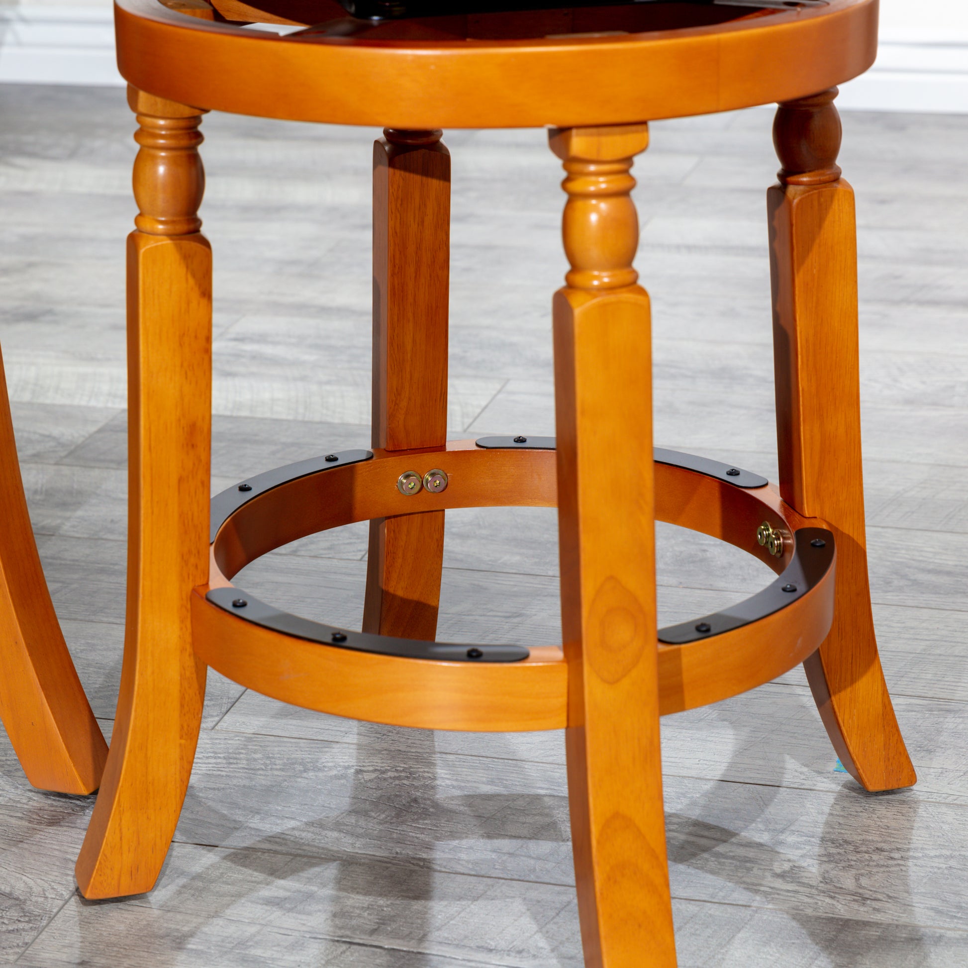 30" Bar Stool, Natural Finish, Saddle Leather Seat Natural Bonded Leather