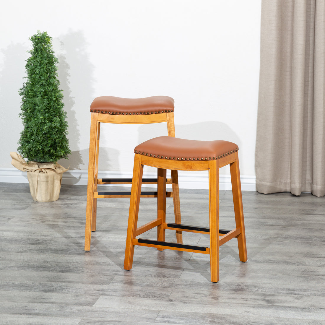 24" Counter Stool, Natural Finish, Saddle Leather Seat Natural Bonded Leather