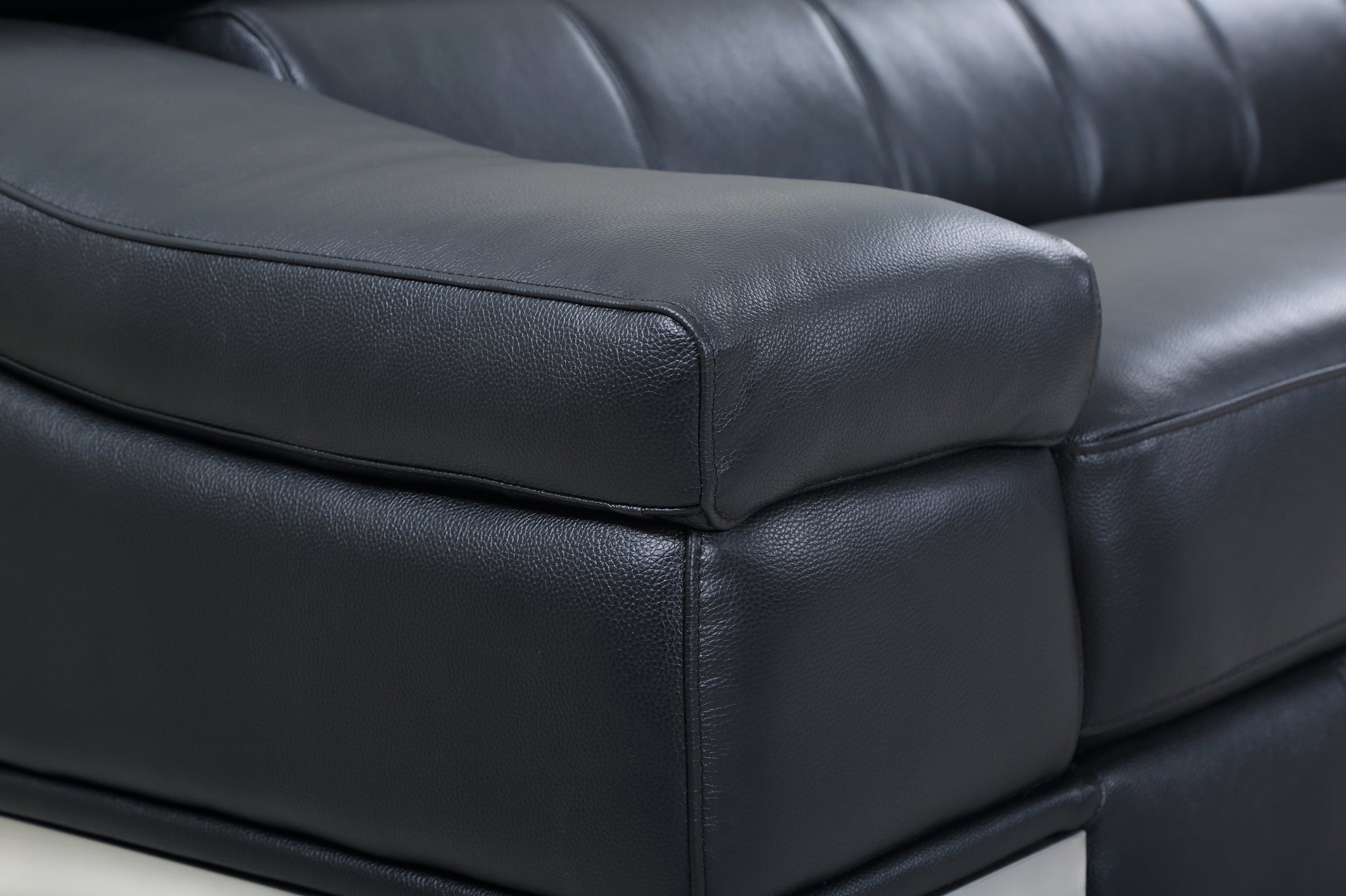 Top Grain Italian Leather Loveseat Black Foam Leather