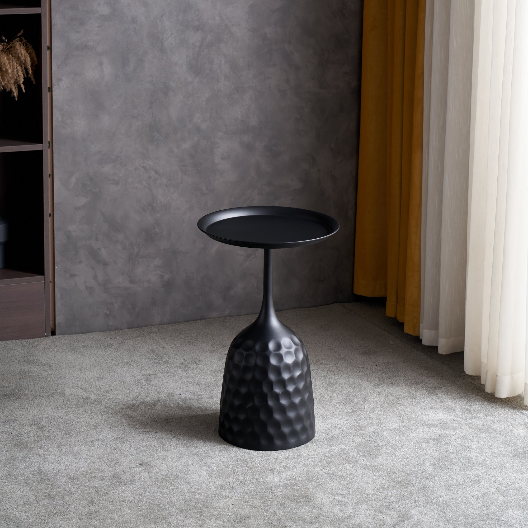 Black Wine Cup Metal Side Table, Small Sofa Table, Simple End Table For Bedroom Black Metal