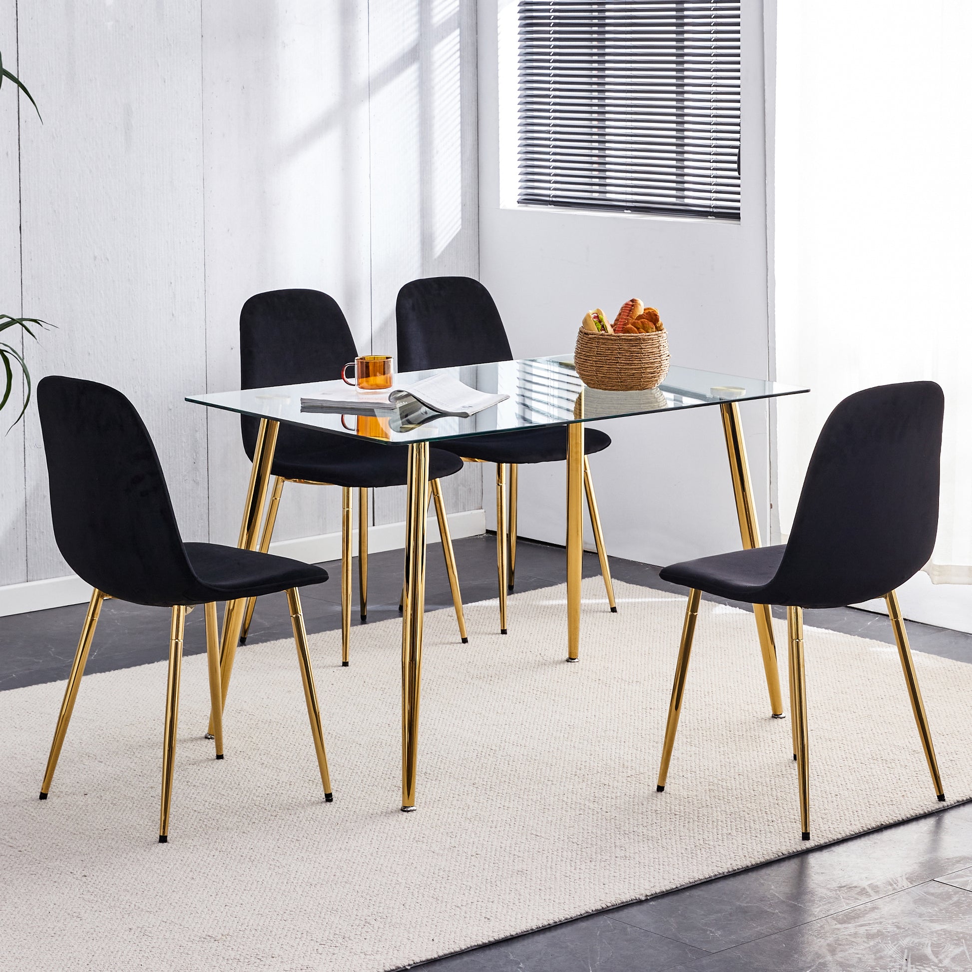 Dining Chairs Set Of 4, Modern Mid Century Style Dining Kitchen Room Upholstered Side Chairs,Accent Chairs Spoon Shaped With Soft Velvet Fabric Cover Cushion Seat And Golden Metal Legs.B0501A Black Foam Velvet