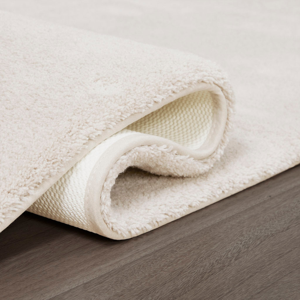 Bath Rug Ivory Polyester