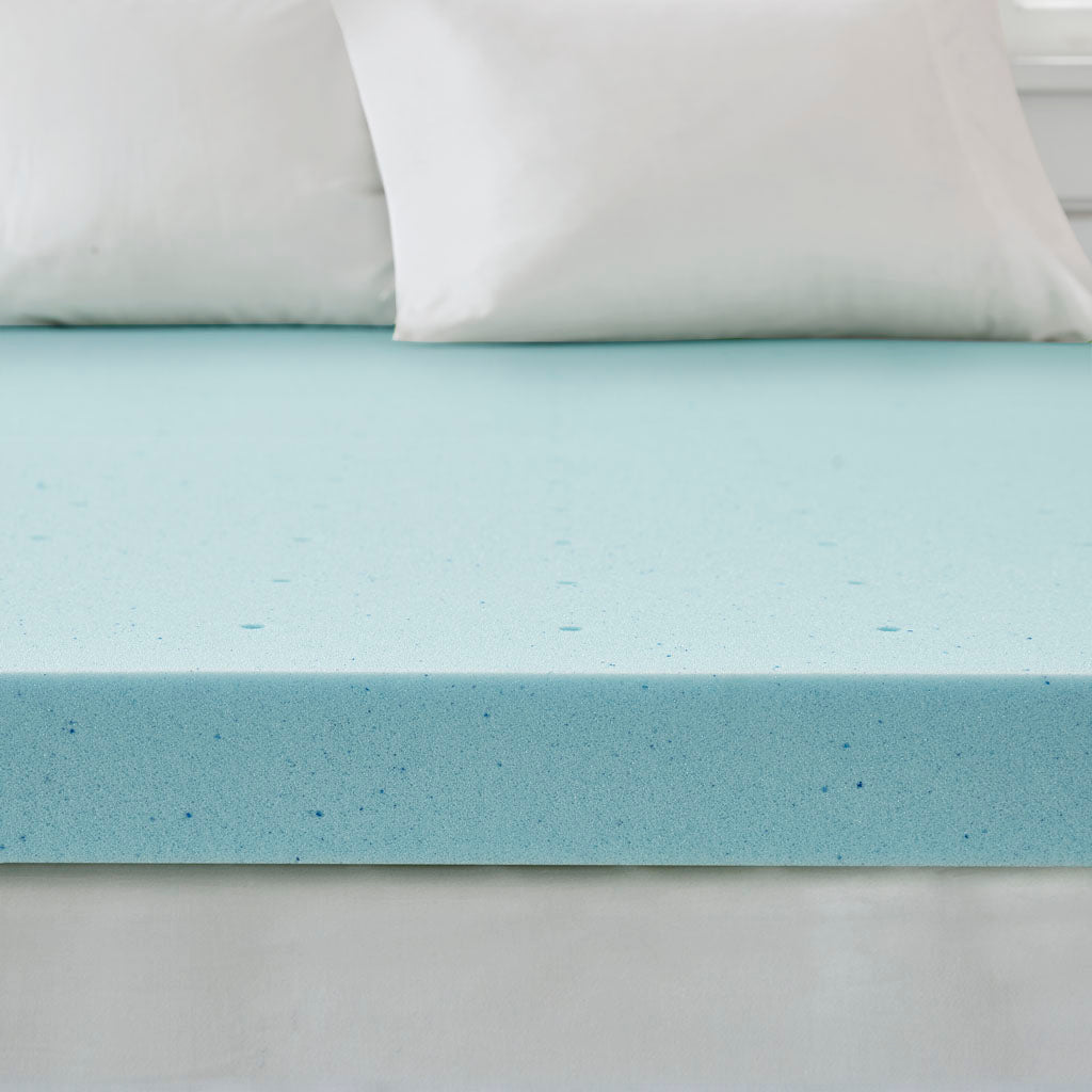 Hypoallergenic 3" Cooling Gel Memory Foam Mattress Topper With Removable Cooling Cover White Polyester