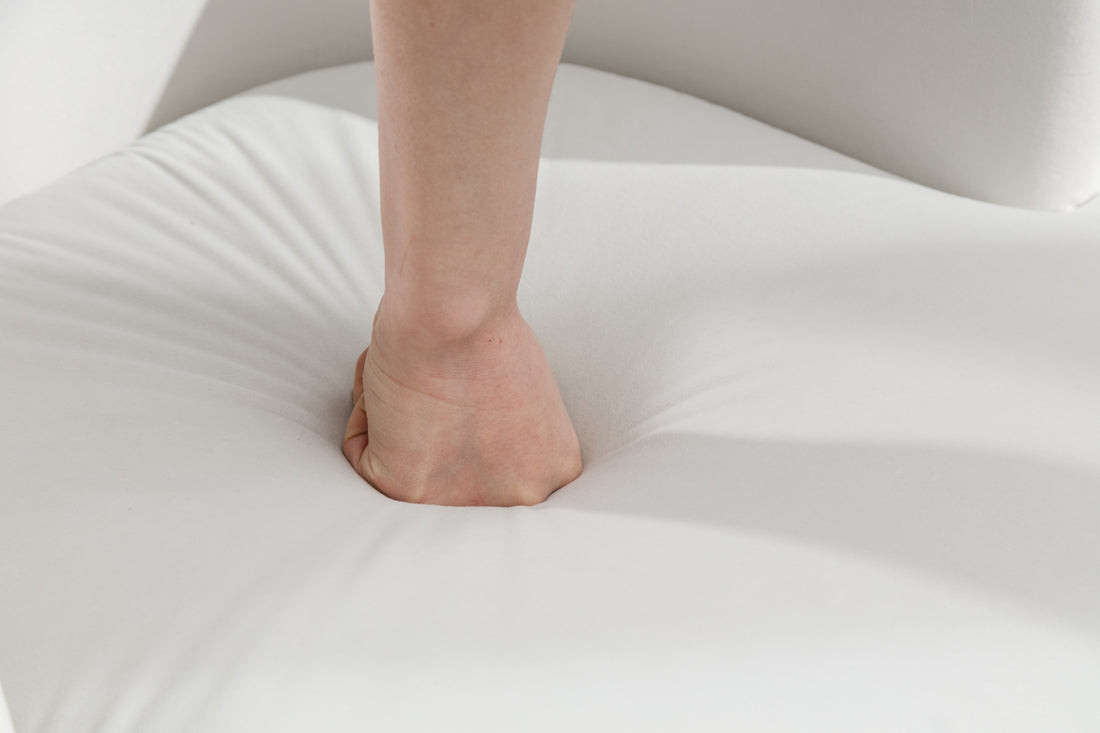 Velvet Fabric Swivel Accent Armchair Barrel Chair With Black Powder Coating Metal Ring,White White Foam Velvet