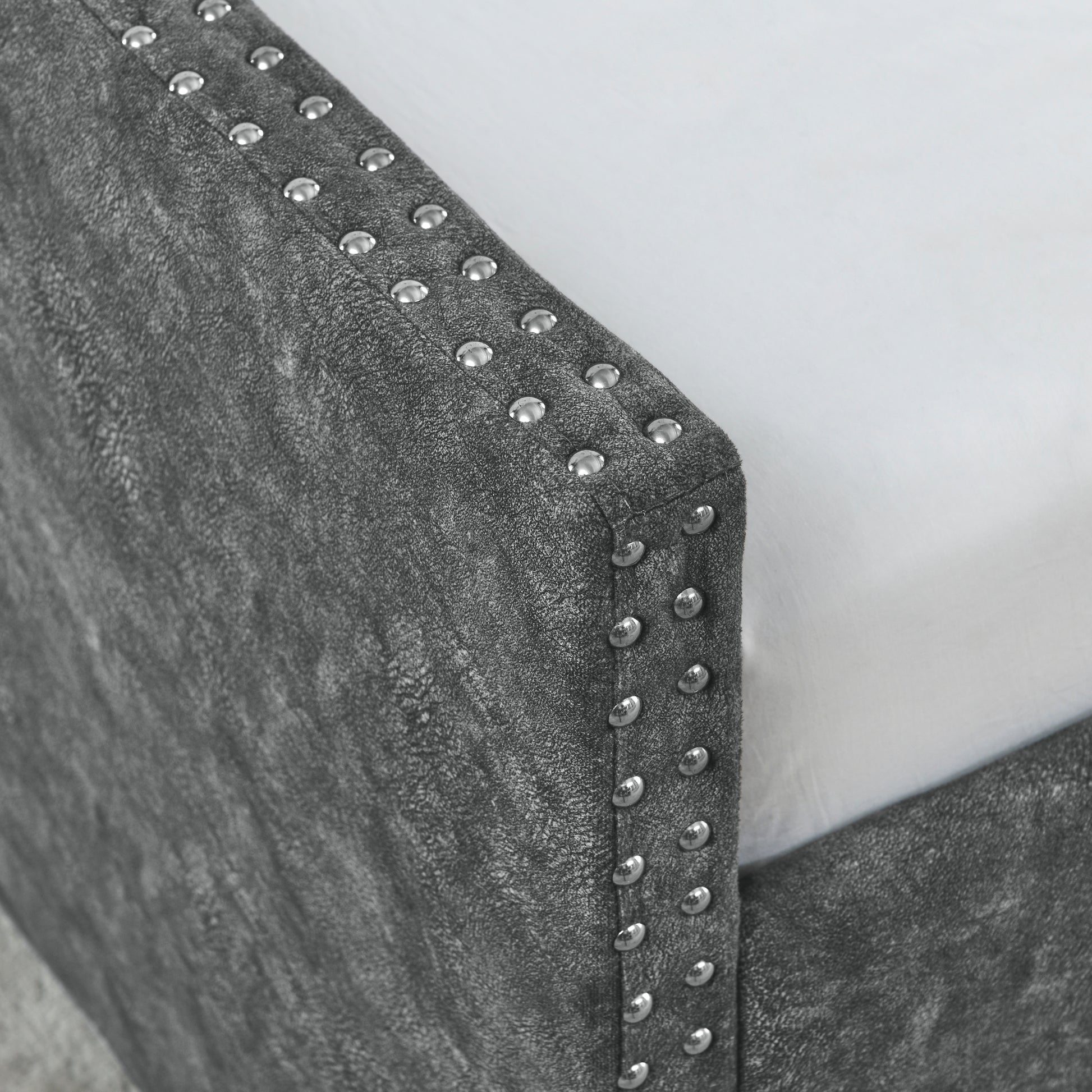 Queen Size Daybed With Drawers Upholstered Tufted Sofa Bed,With Button On Back And Copper Nail On Waved Shape Arms, Grey 84.5"X63.5"X26.5" Grey Polyester