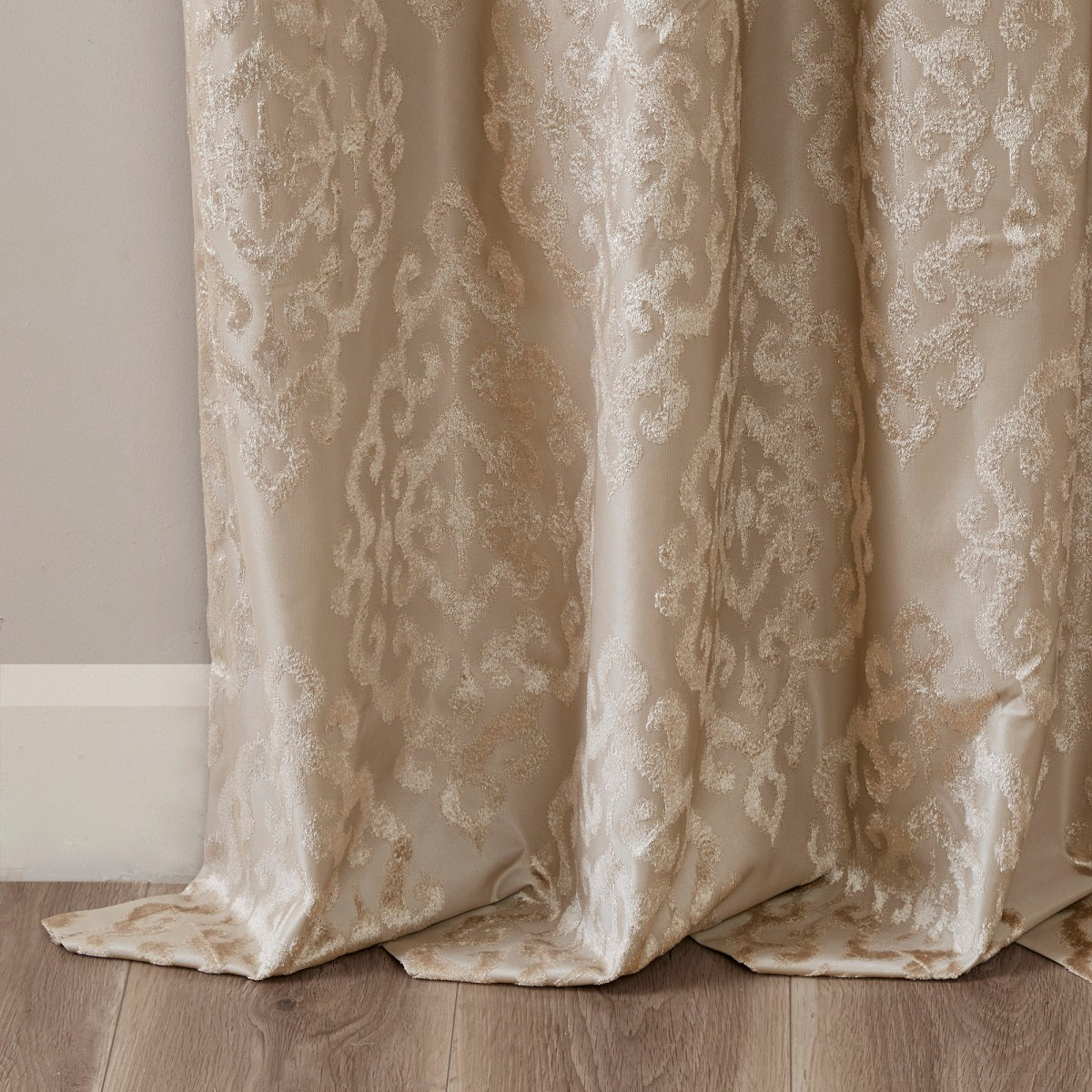 Knitted Jacquard Da Total Blackout Grommet Top Curtain Panel Only 1 Pc Panel Champagne Polyester