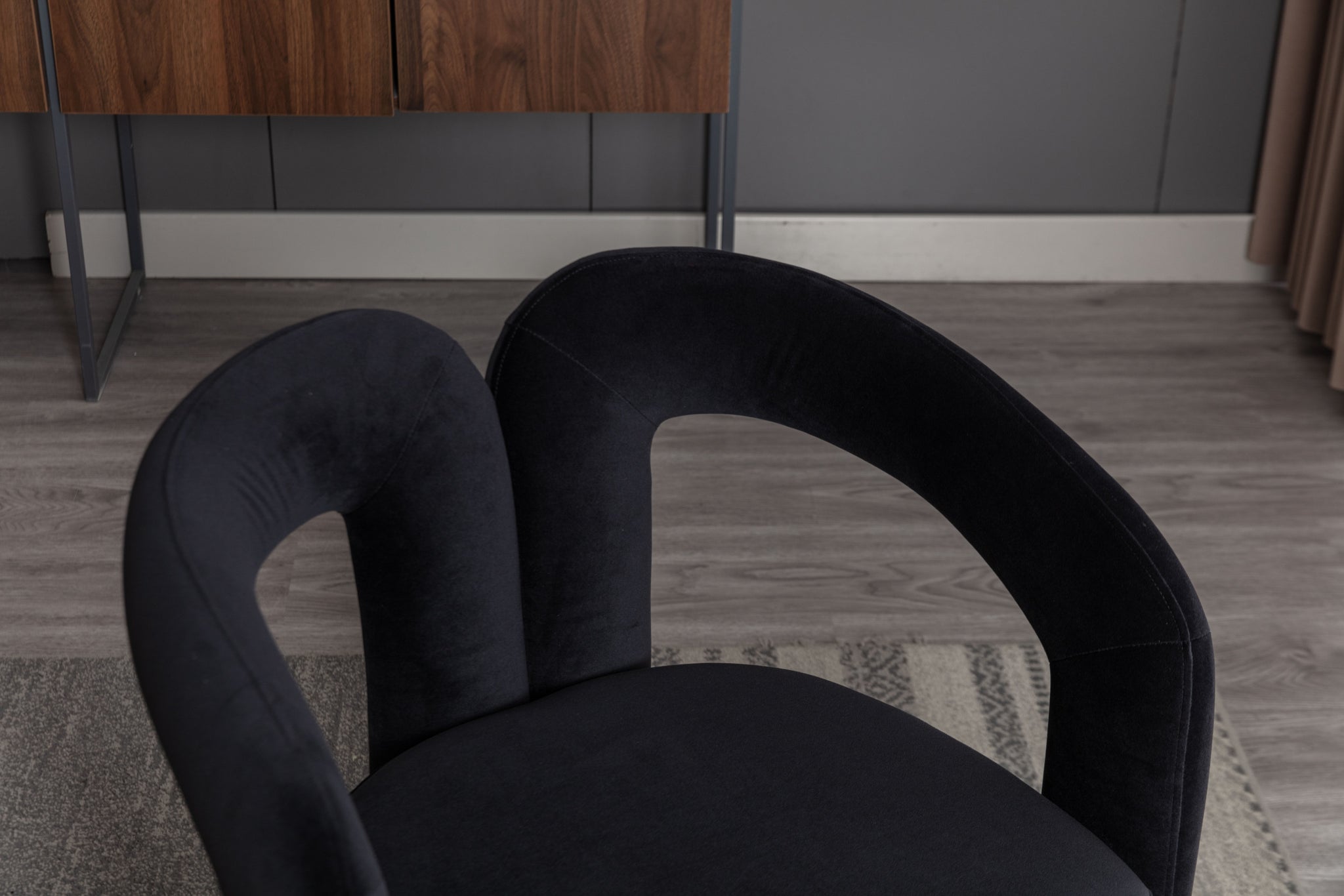 COOLMORE Contemporary Designed Fabric Upholstered black-velvet