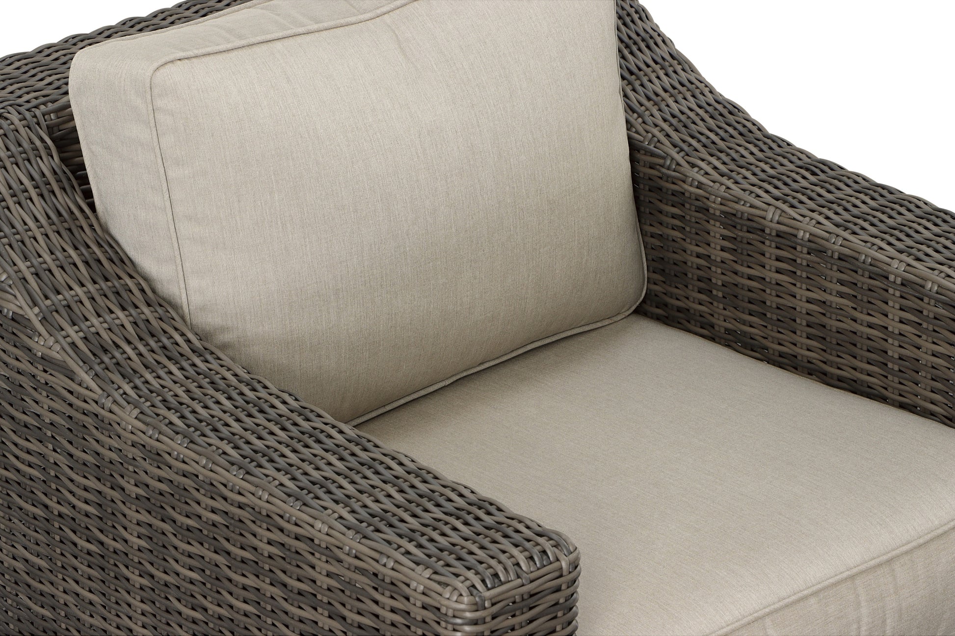 Classic Swivel Chair Outdoor Half Round Resin Wicker, 360 Swivel, Cushioned Light Brown Wicker