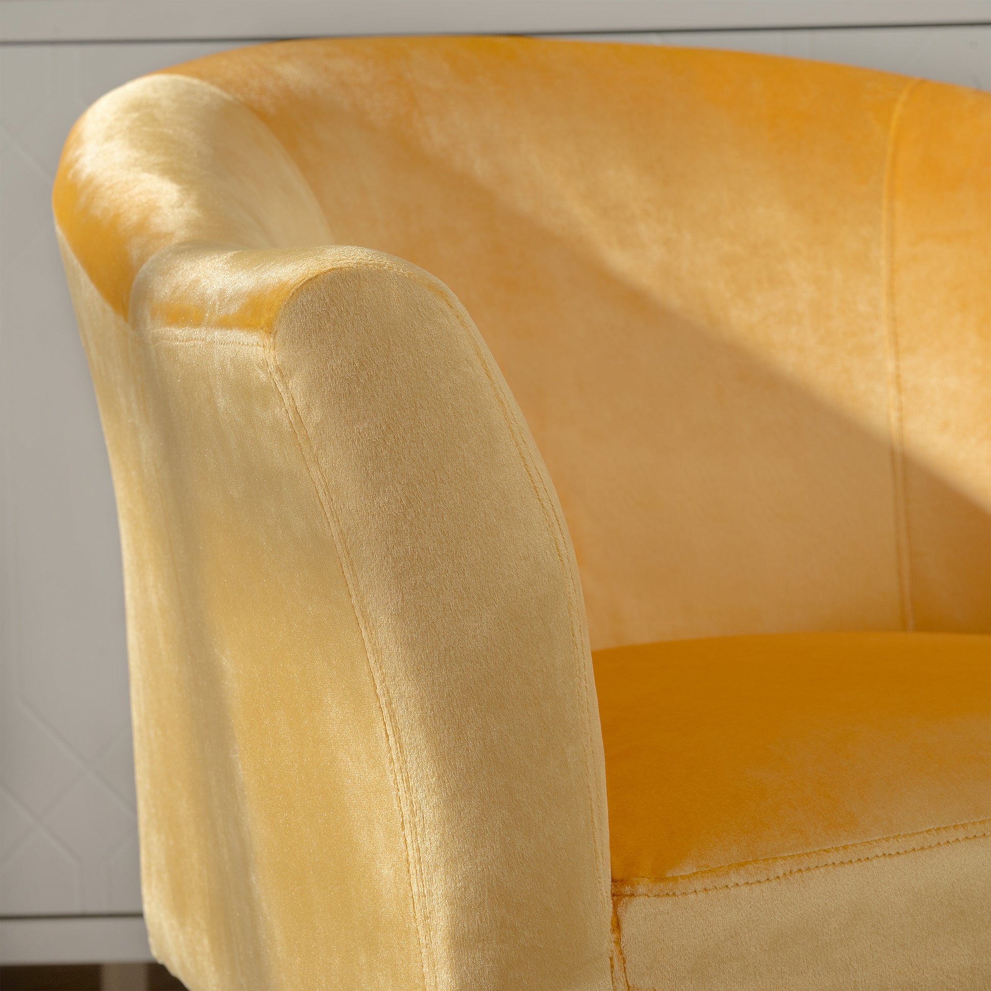 Velvet Accent Chair With Wood Frame, Modern Armchair Club Leisure Chair With Gold Metal Legs, Single Reading Chair For Living Room Bedroom Office Hotel Apartments Yellow Polyester Polyester