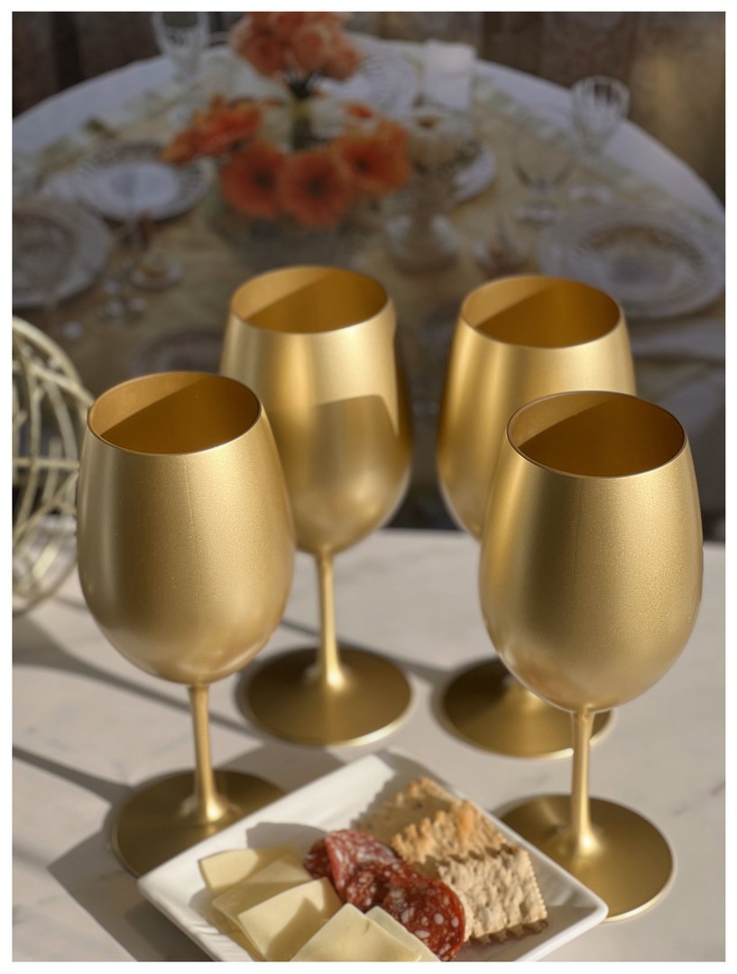 Metallic Gold Color Plastic Wine Glasses Set of 4 20oz gold-acrylic