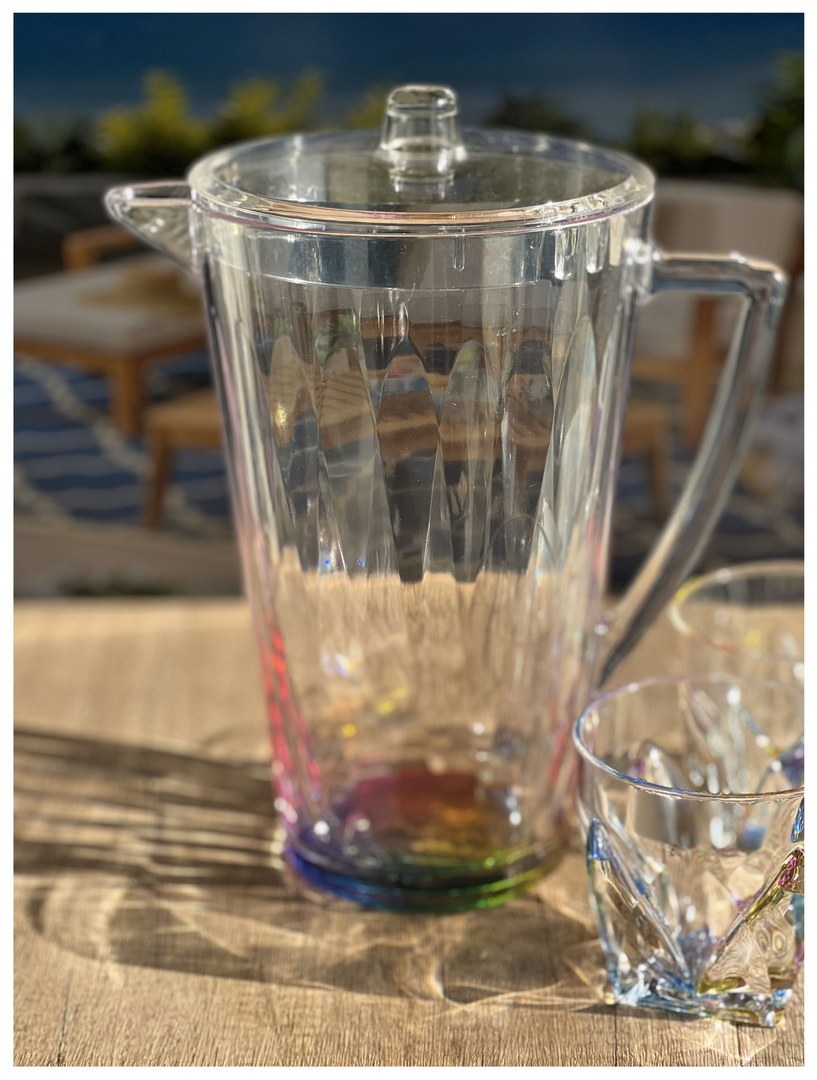 2.5 Quarts Water Pitcher with Lid, Rainbow Design clear-acrylic