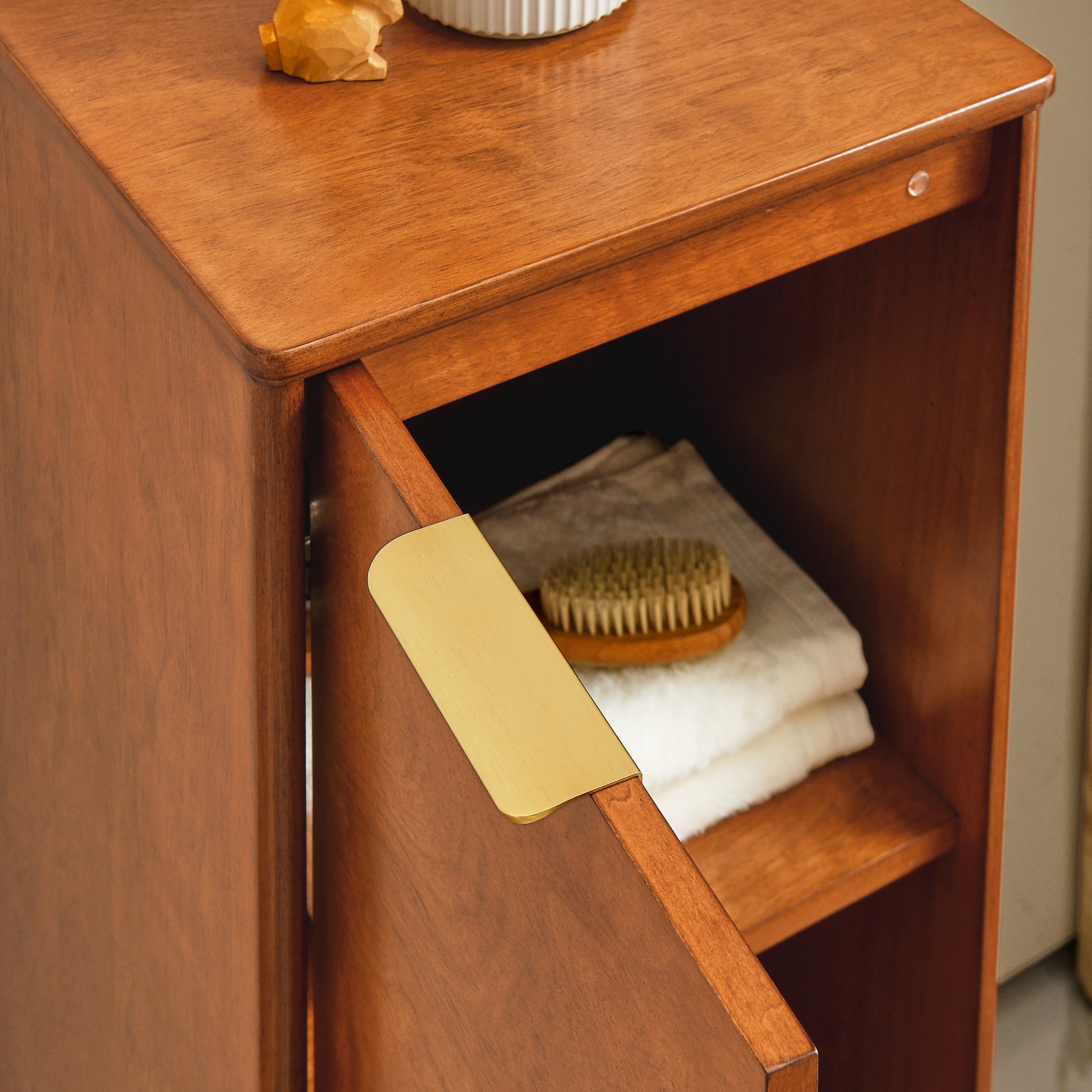 Modern Bathroom Floor Cabinet &Linen Cabinet With Adjustable Shelves,Antique Brass 14.5" 12.6" 35.7" Antique Brown Mdf