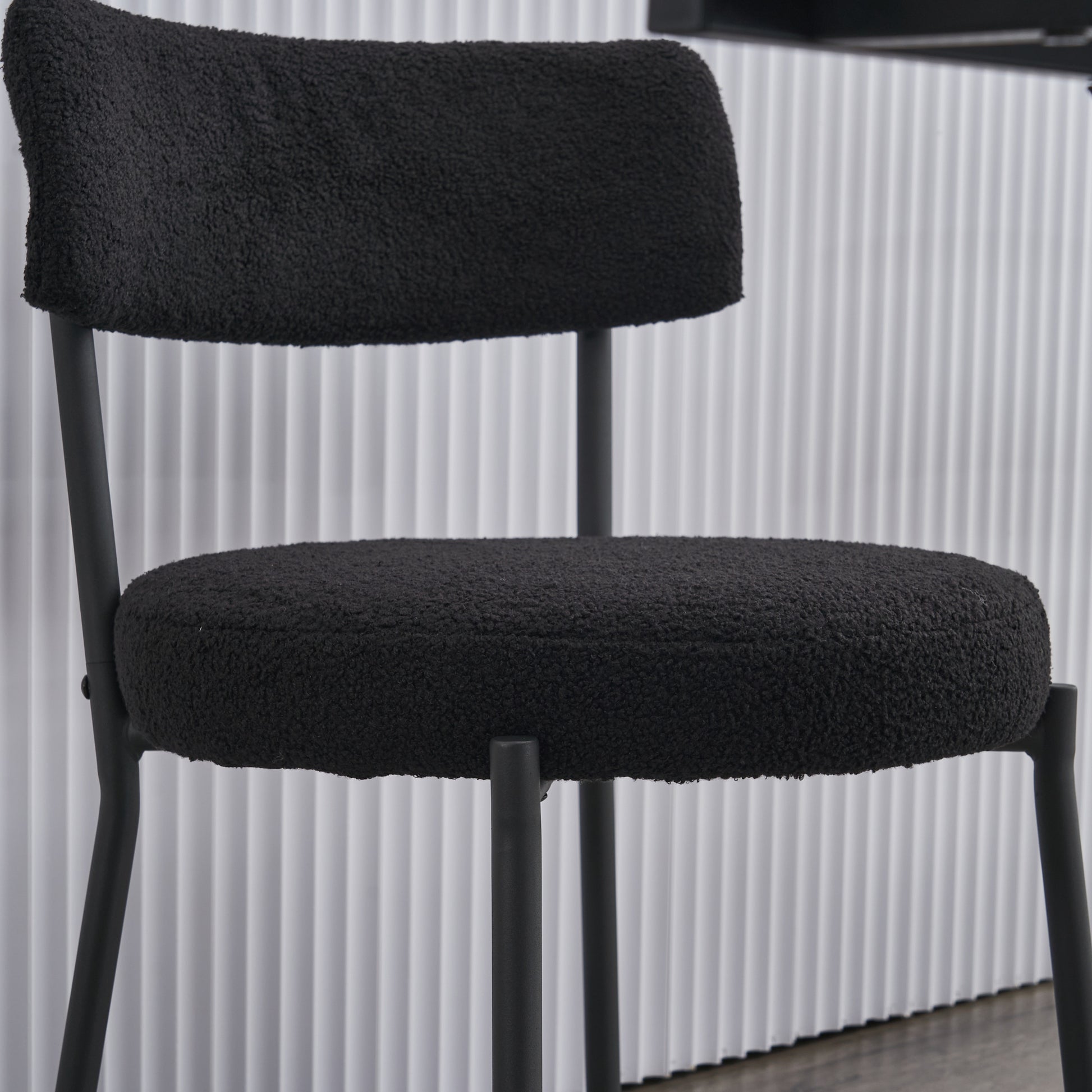 Set Of 2 Mid Century Modern Dining Chairs Teddy Fabric Upholstery Curved Back Metal Frame Black Elegant And Comfortable Kitchen Chairs Black Metal