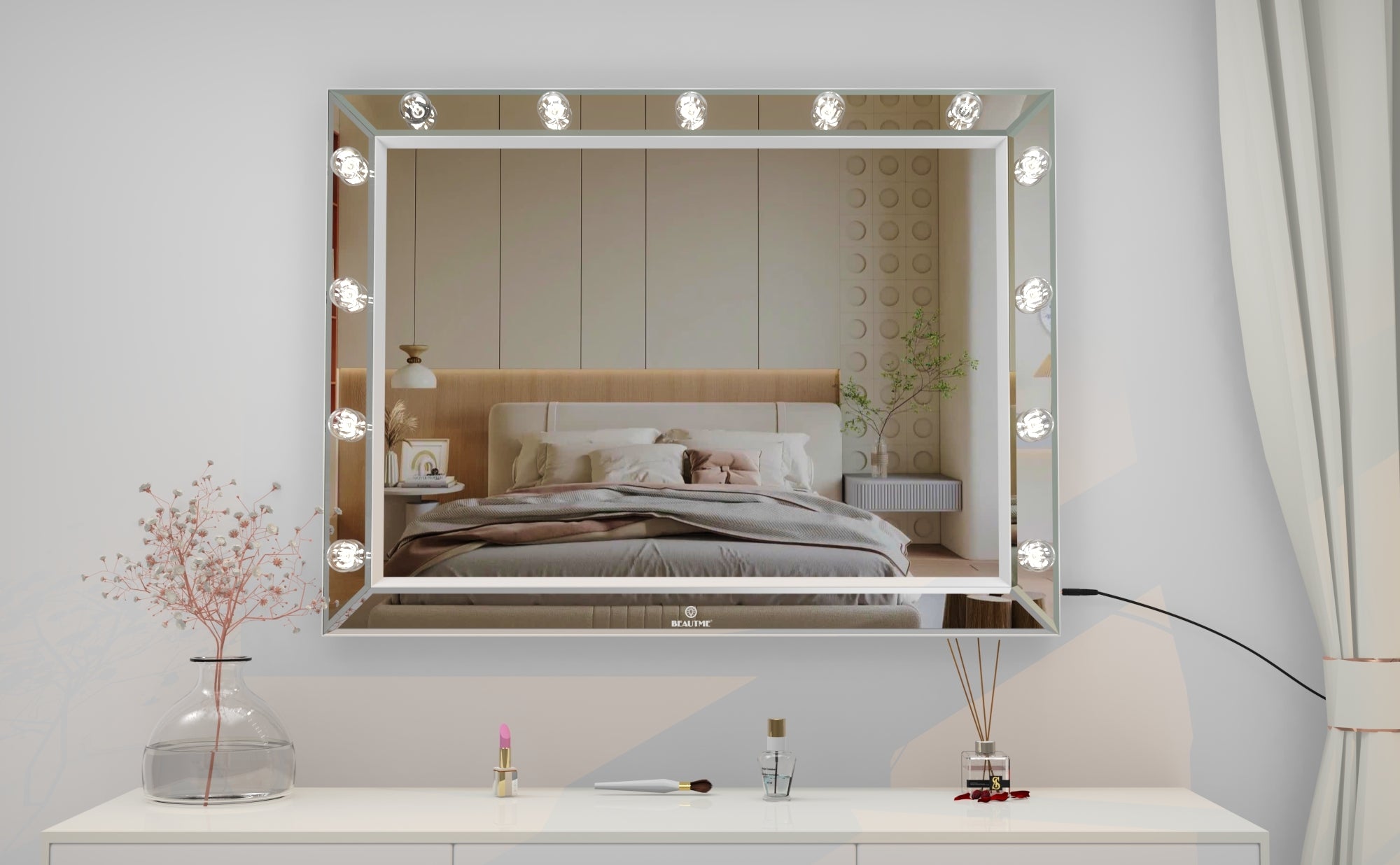 Hollywood Vanity Mirror with Uss Bulbs Luxury