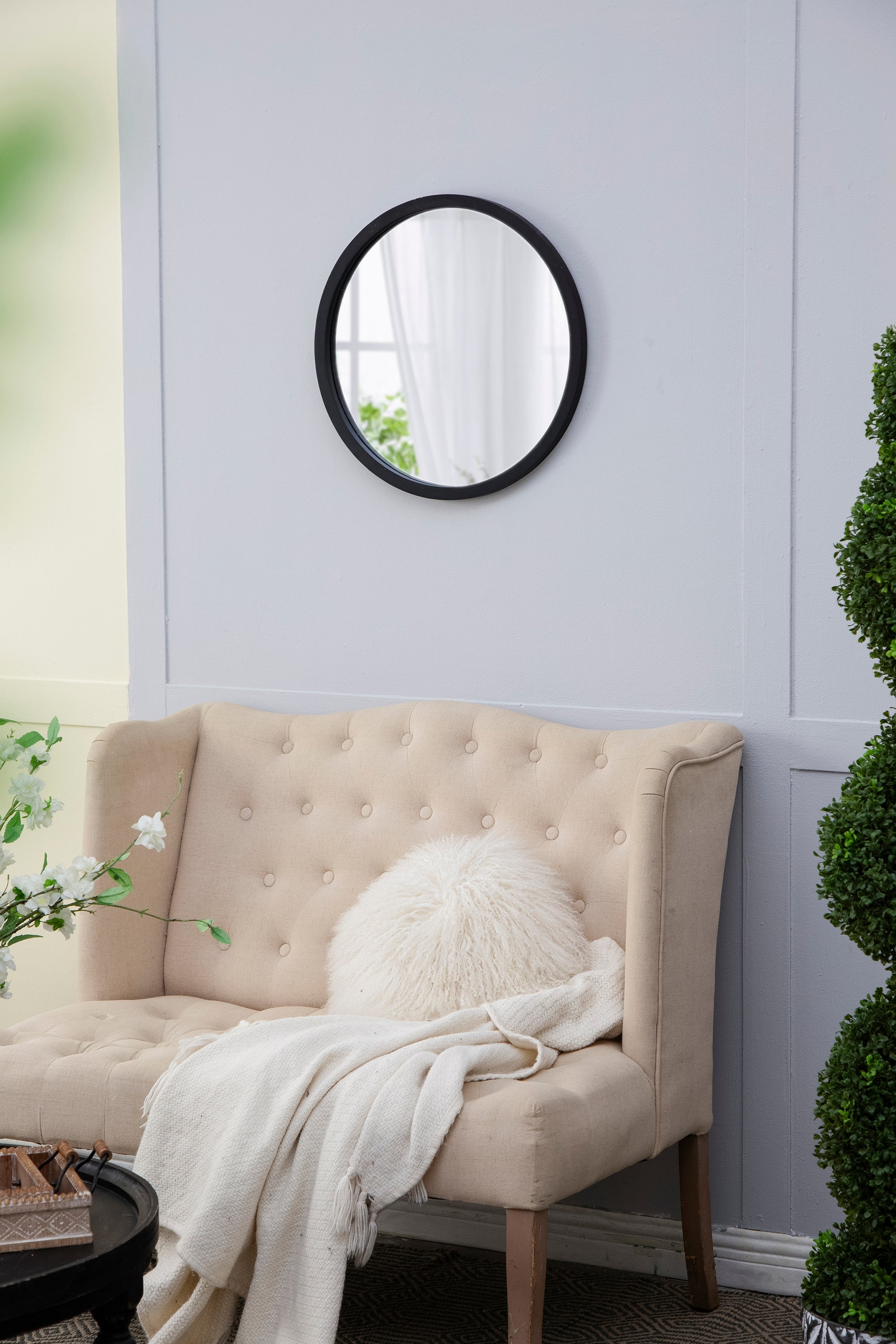 20" x 20" Circle Wall Mirror with Wooden Frame and black-wood+glass