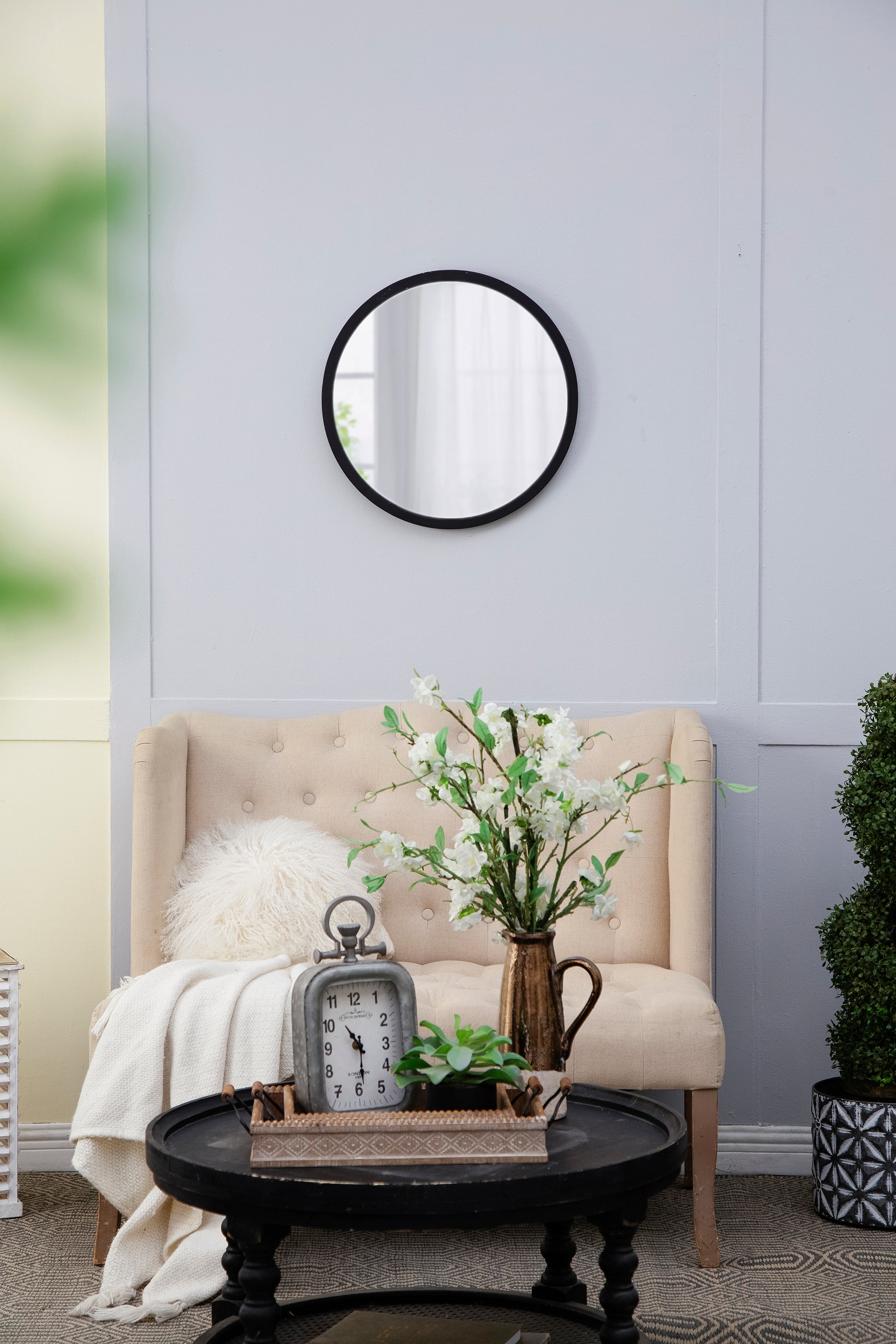 20" x 20" Circle Wall Mirror with Wooden Frame and black-wood+glass