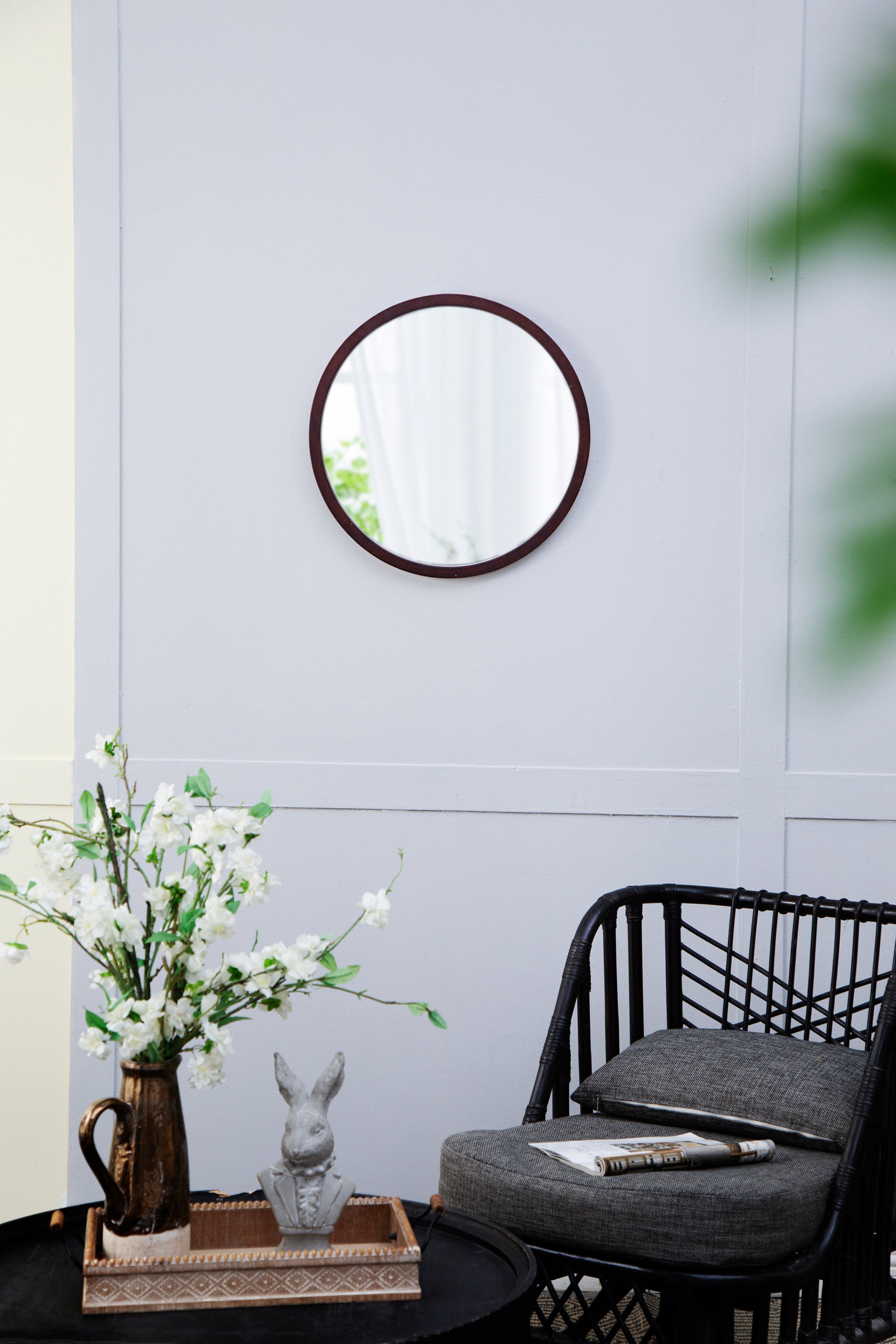 20" X 20" Circle Wall Mirror With Wooden Frame And Walnut Finish,Wall Mirror For Living Room Dining Room Brown Wood Glass