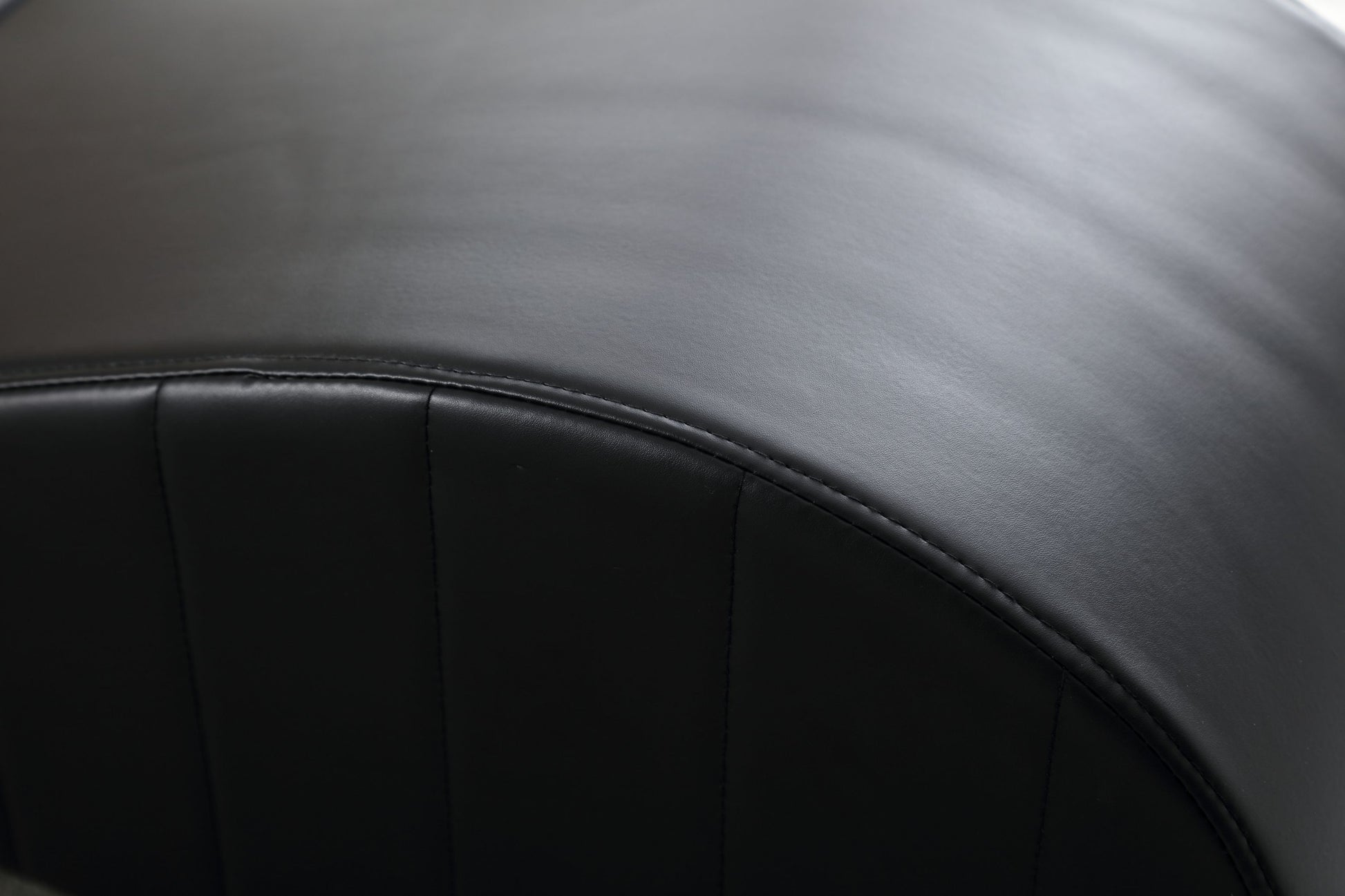 Factory Direct Yoga Chaise Lounge Collection For Stretching & Relaxation Modern Faux Leather Curved Sofa, Modern Faux Leather Curved Sofa, Living Room Bedroom Accent Black American Design Plywood Pvc