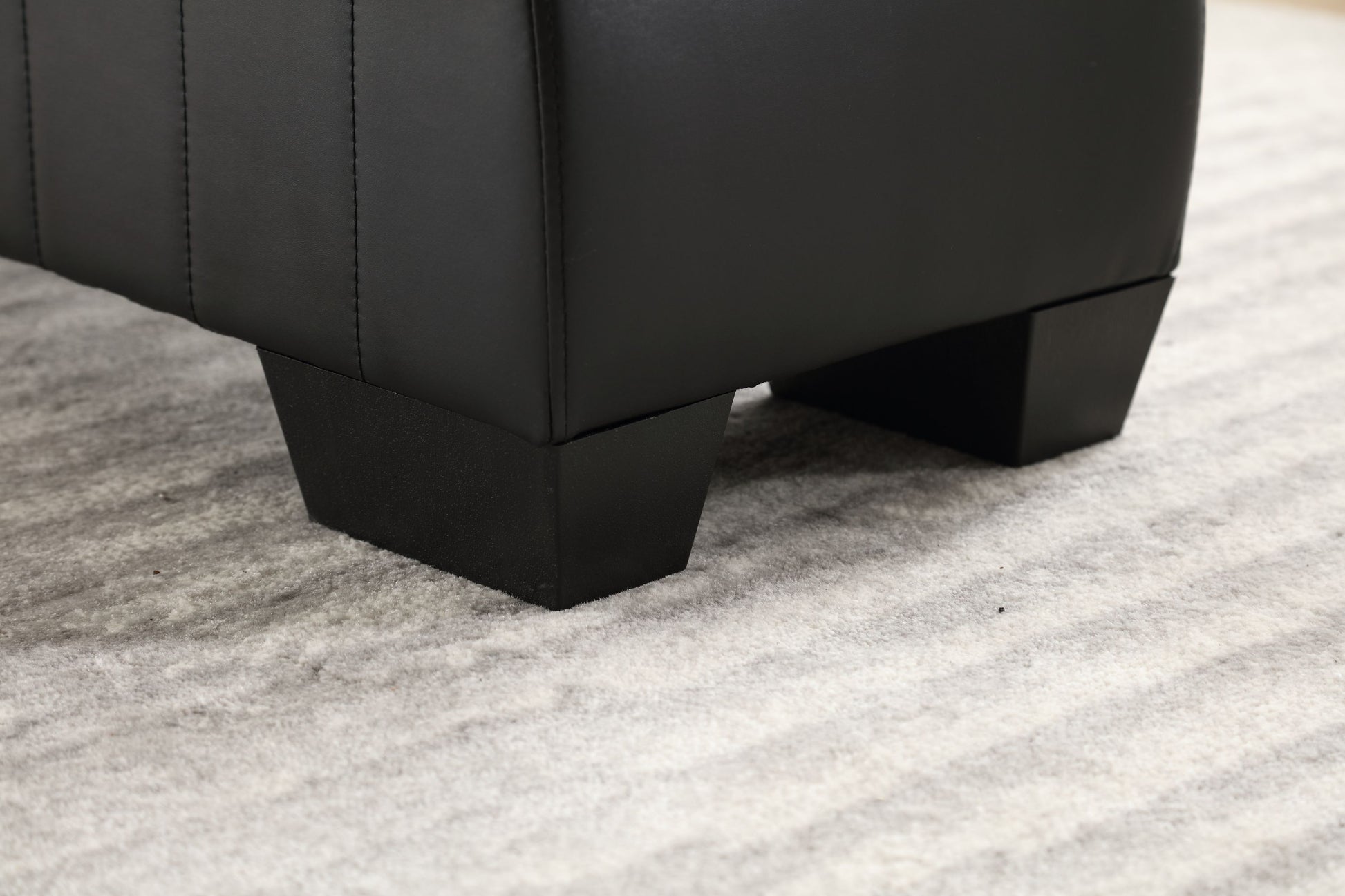 Factory Direct Yoga Chaise Lounge Collection For Stretching & Relaxation Modern Faux Leather Curved Sofa, Modern Faux Leather Curved Sofa, Living Room Bedroom Accent Black American Design Plywood Pvc