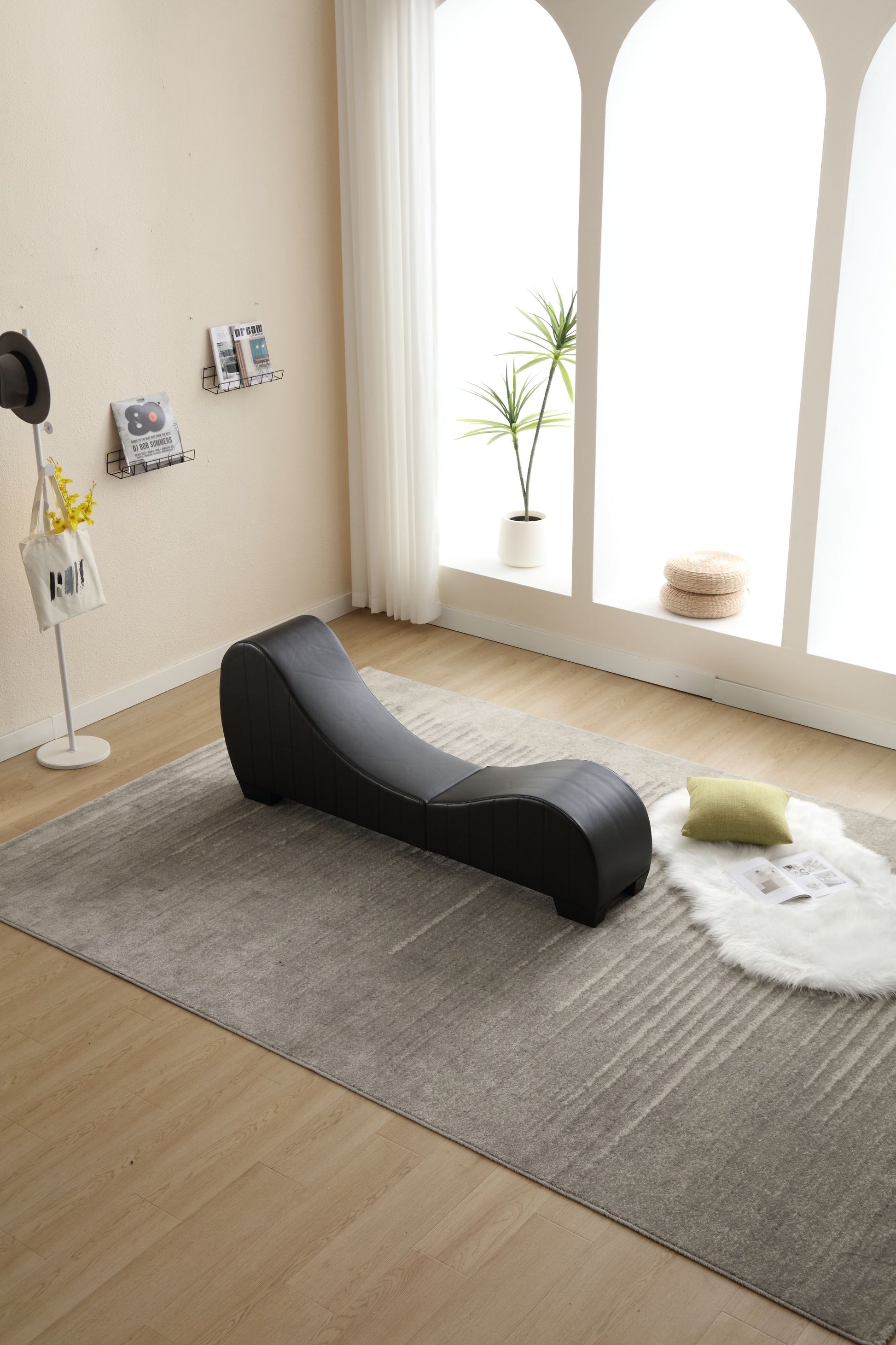 Factory Direct Yoga Chaise Lounge Collection For Stretching & Relaxation Modern Faux Leather Curved Sofa, Modern Faux Leather Curved Sofa, Living Room Bedroom Accent Black American Design Plywood Pvc