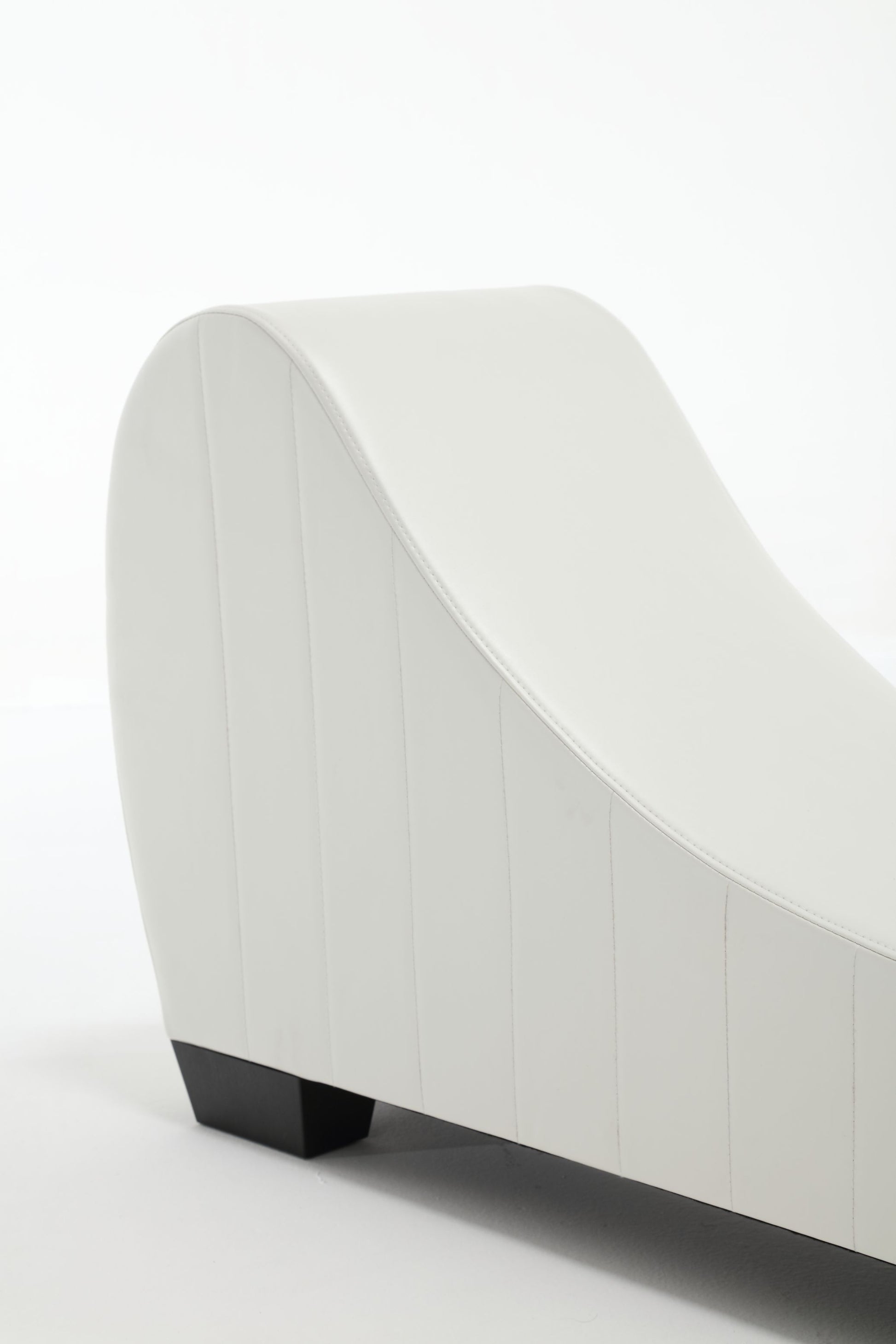 Factory Direct Yoga Chaise Lounge Collection For Stretching & Relaxation Modern Faux Leather Curved Sofa, Modern Faux Leather Curved Sofa, Living Room Bedroom Accent White Primary Living Space American Design,Luxury Plywood Pvc