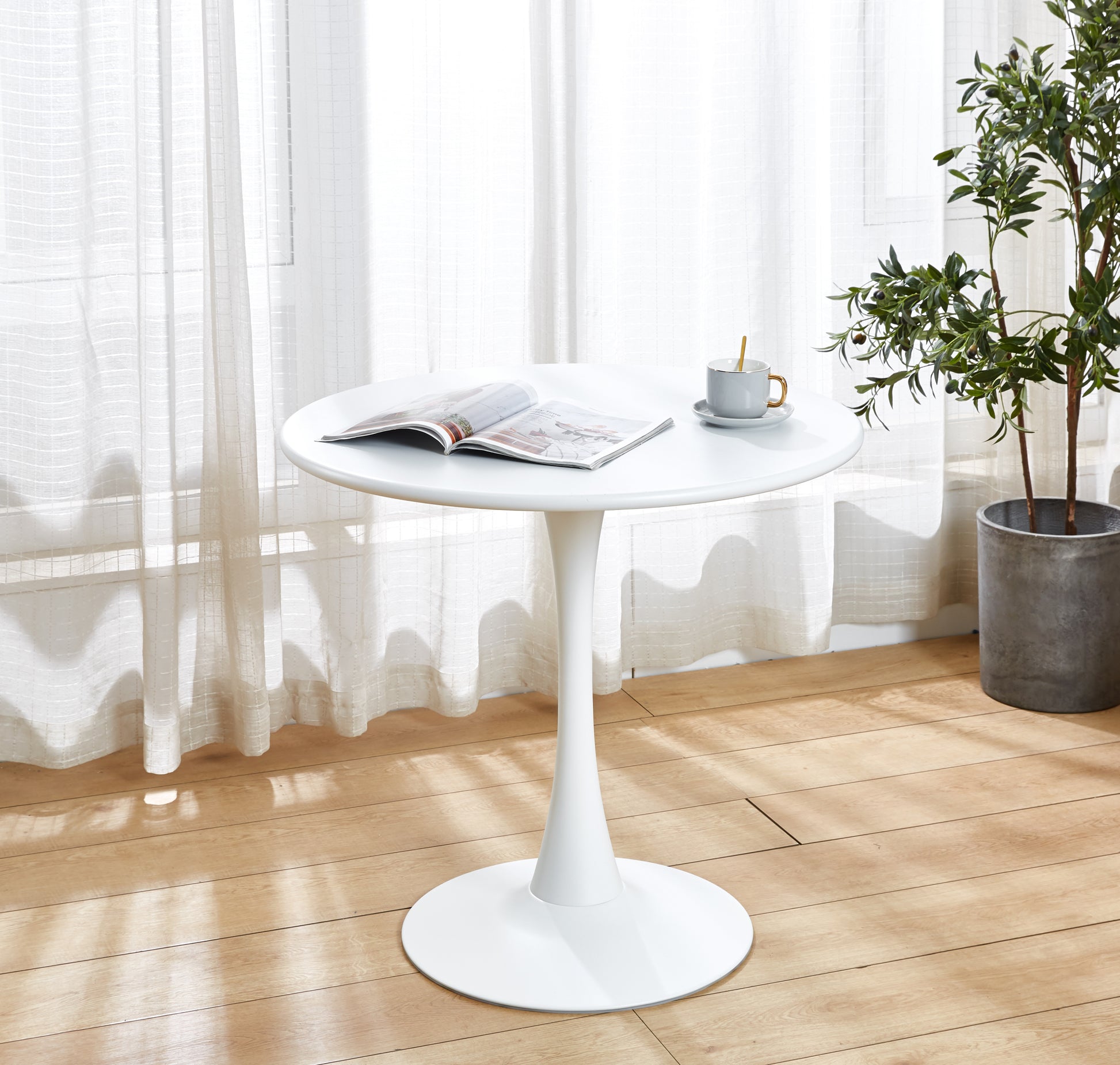 Modern White Round Dining Table, 31.5'' Diameter Solid Metal Base Coffee Table White Metal