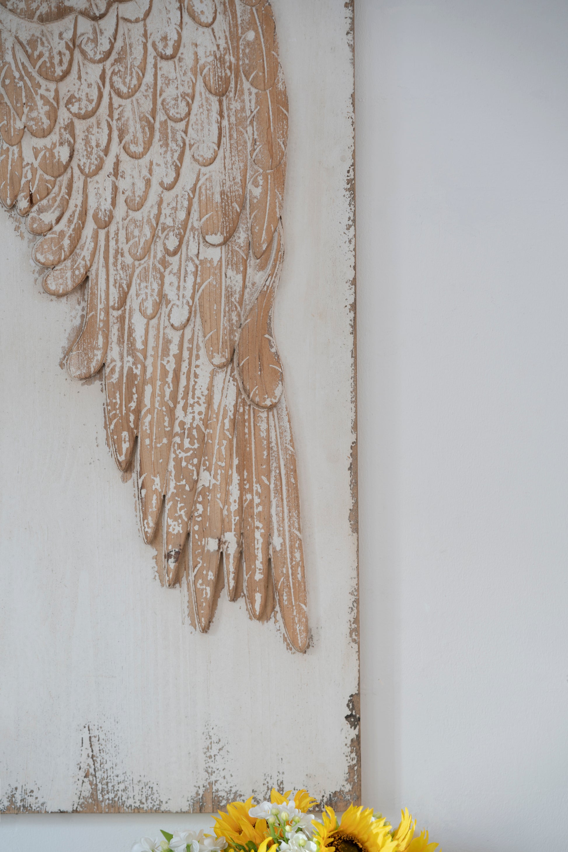 Set Of 2 Feather Wing Wall Panels With Distressed White Finish, Rectangle Hanging Wall Art, 42" X 15.5" Multicolor Wood