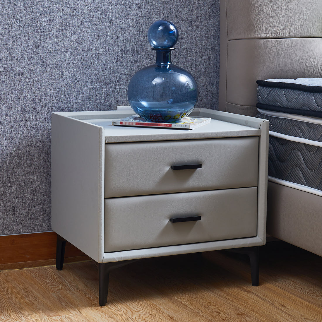 Nightstand, Modern Nightstand With 2 Drawers, Night Stand With Pu Leather And Hardware Legs, End Table, Bedside Cabinet For Living Room Bedroom Grey Light Grey Pu