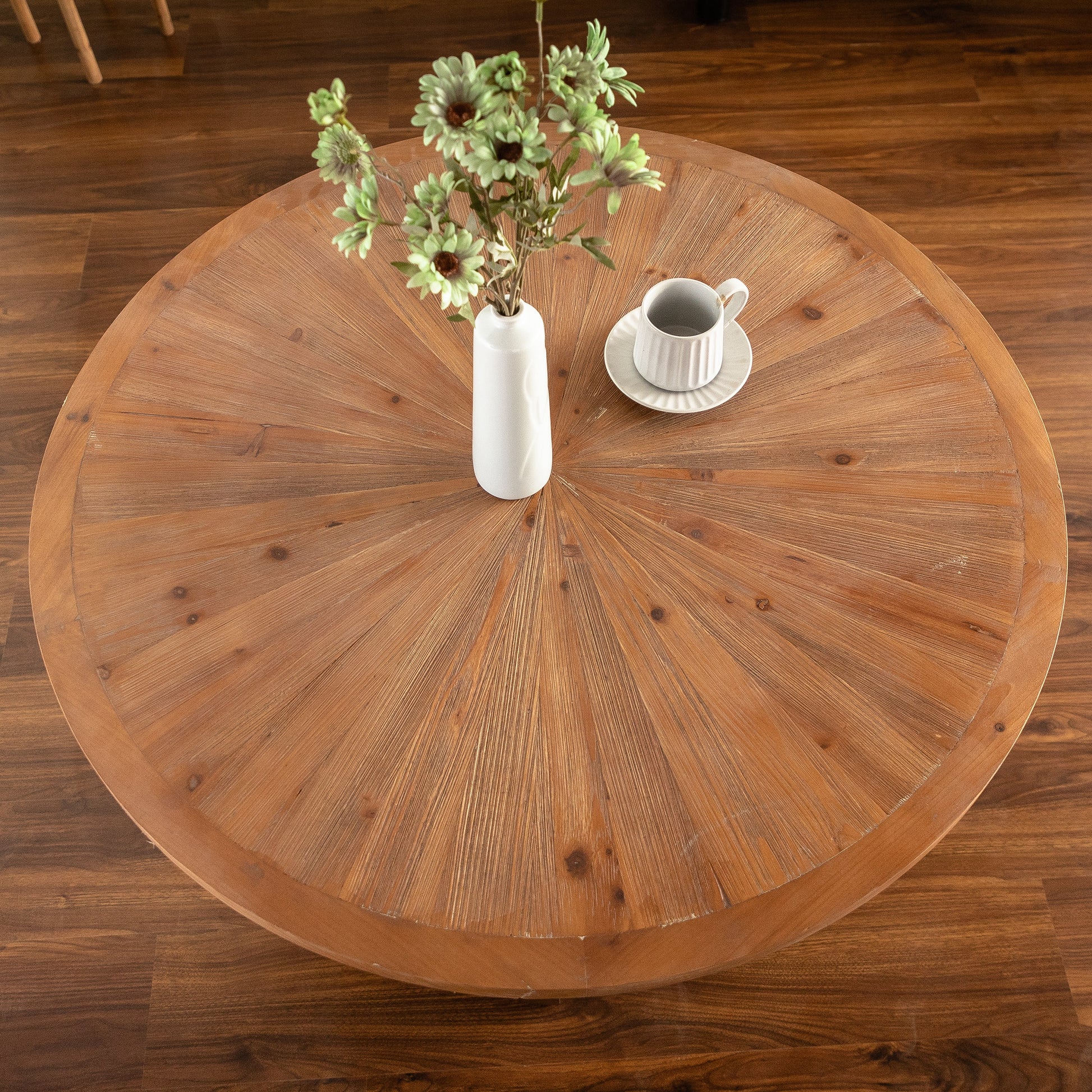 39.37 "Retro Patchwork Round Coffee Table With Scattered Pattern Tabletop And Crossed Cedar Legs Brown Solid Wood Mdf